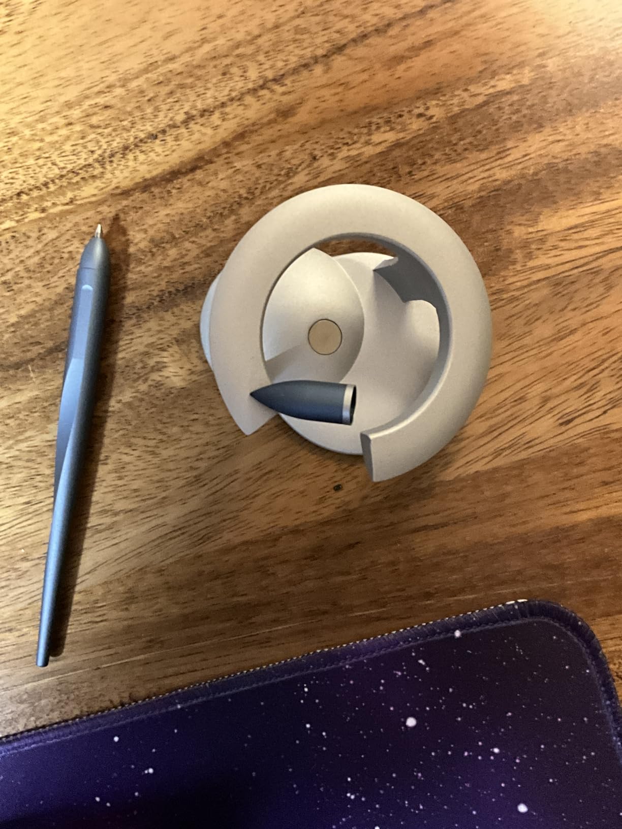 novium Hoverpen Interstellar - Space Black, Ballpoint Pen, Unique Conversational Starter, Premium Futuristic Design, Precision Flow Ink, Schmidt Ballpoint Cartridges - Customer Photo 2