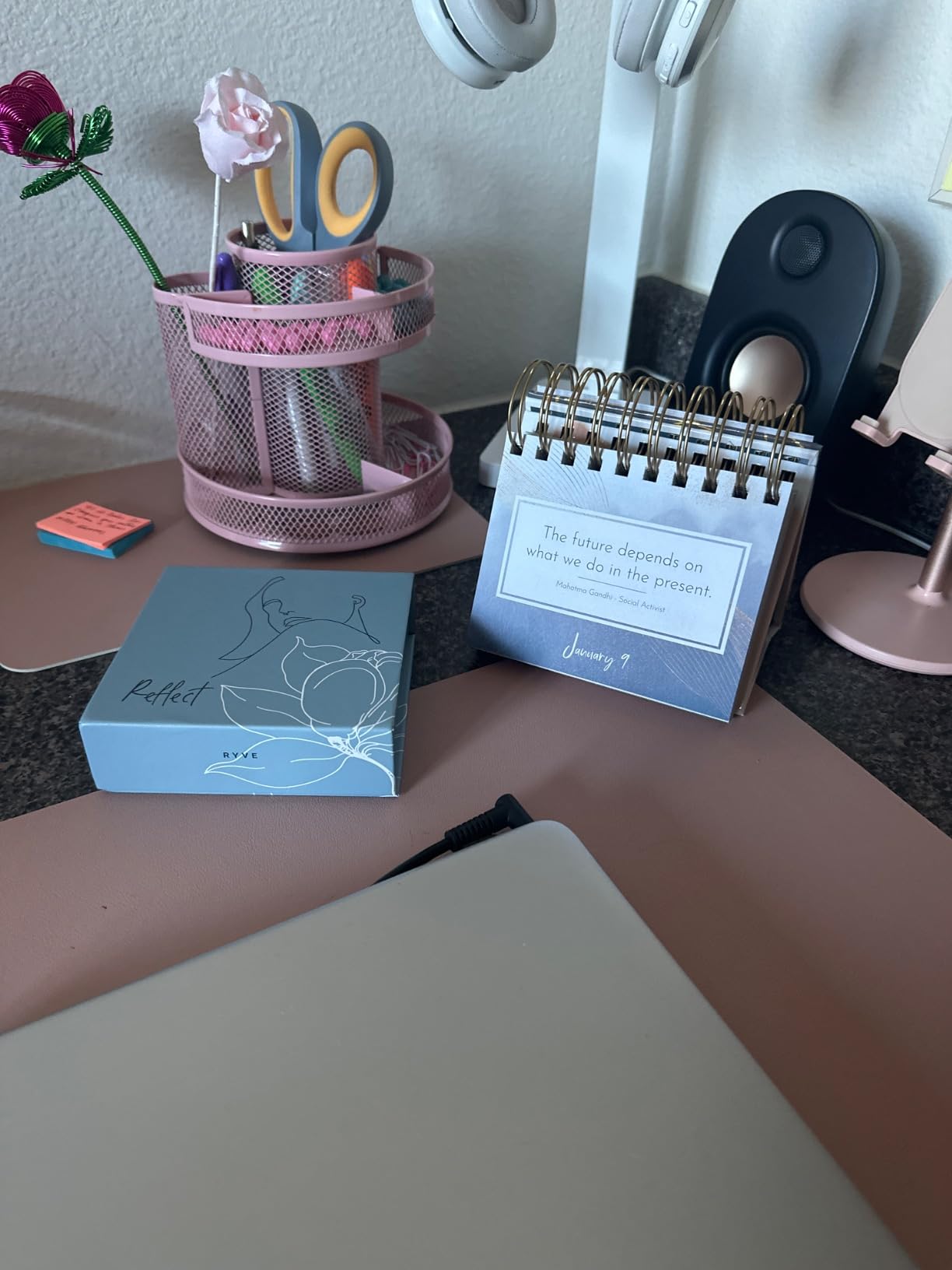 Affirmators Daily Meditation & Mindfulness Cards - Positive Affirmations for Women, Men & All Genders - Self Reflection & Meditation Gifts Customer Review Affirmators Daily Meditation & Mindfulness Cards - Positive Affirmations for Women, Men & All Genders - Self Reflection & Meditation Gifts - Customer Photo 1