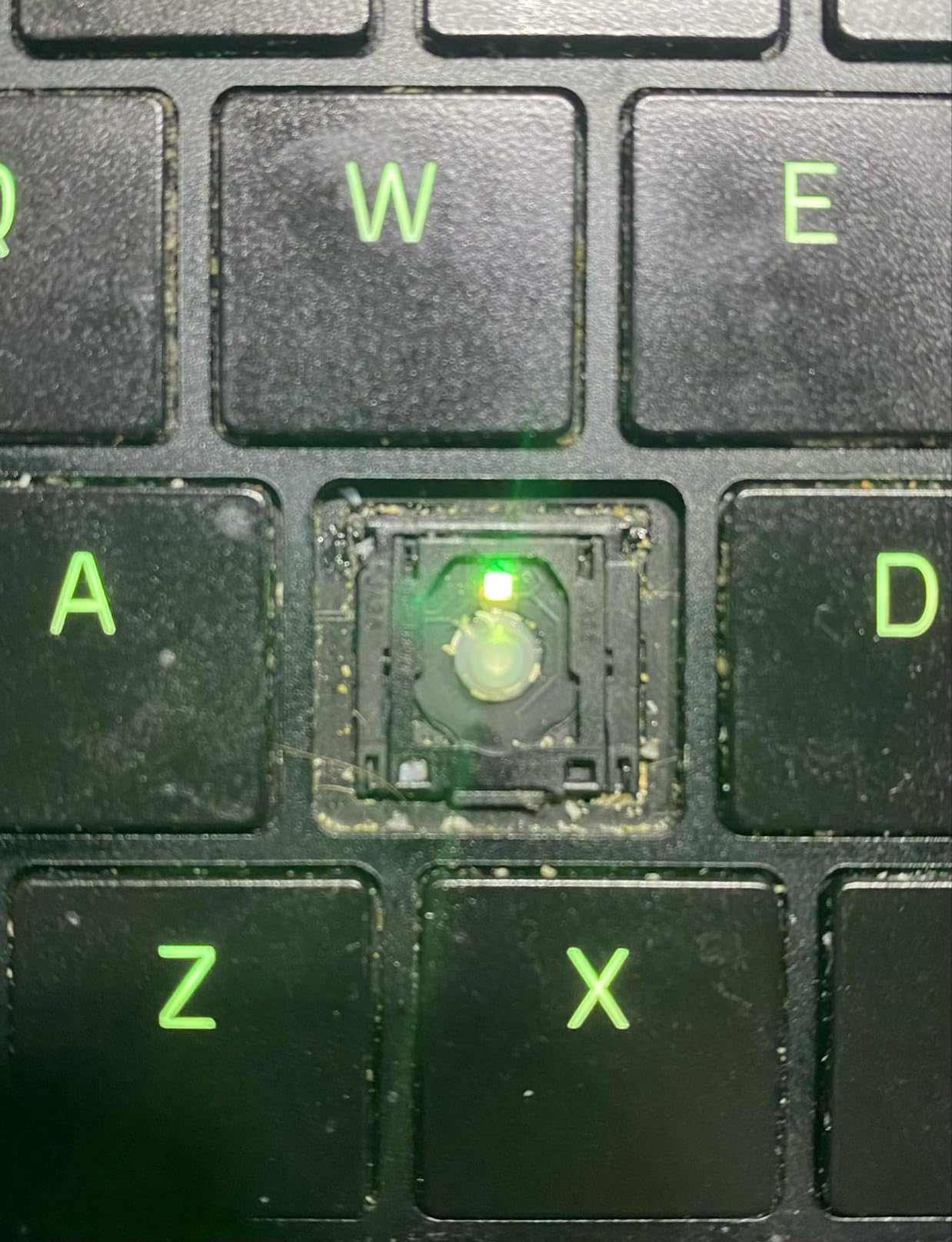 Razer Blade 17 Gaming Laptop: NVIDIA GeForce RTX 3080 Ti - 12th Gen Intel 14-Core i9 CPU - 17.3 Razer Blade 17 Gaming Laptop: NVIDIA GeForce RTX 3080 Ti - 12th Gen Intel 14-Core i9 CPU - 17.3
