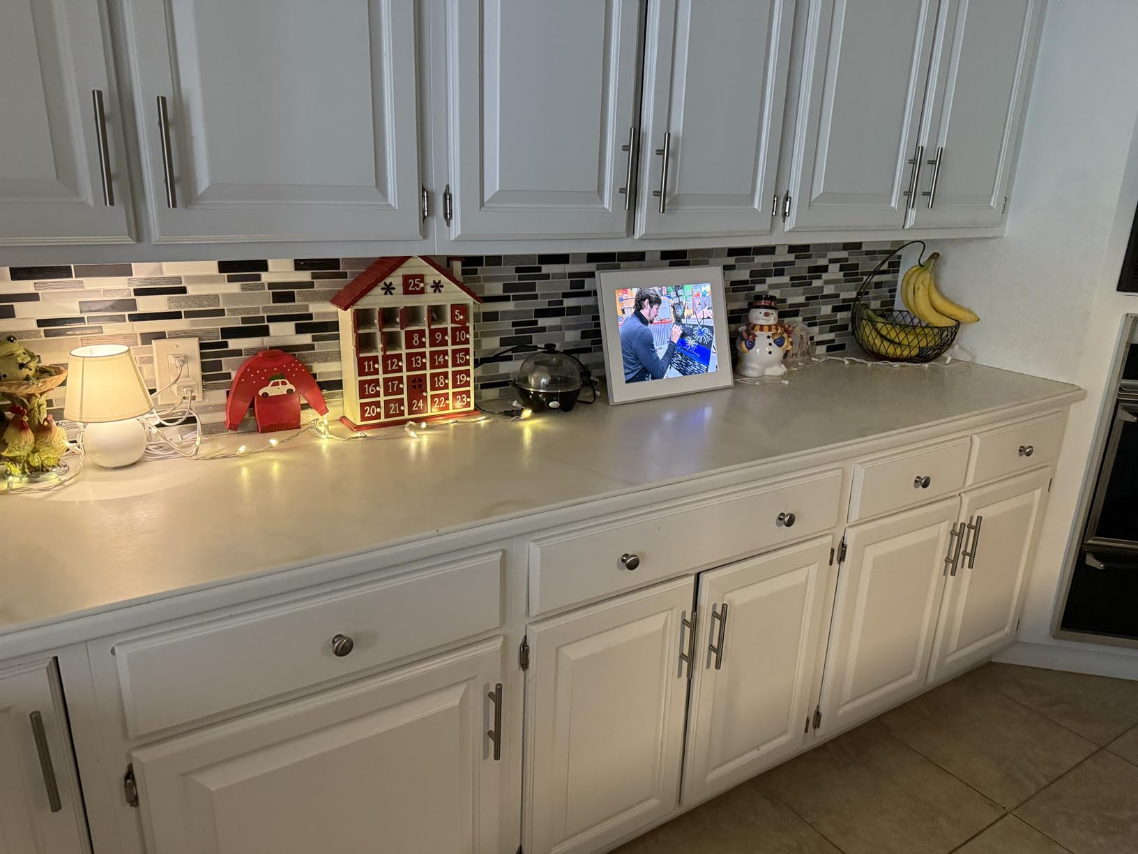 Aura Digital Picture Frame - 10.1