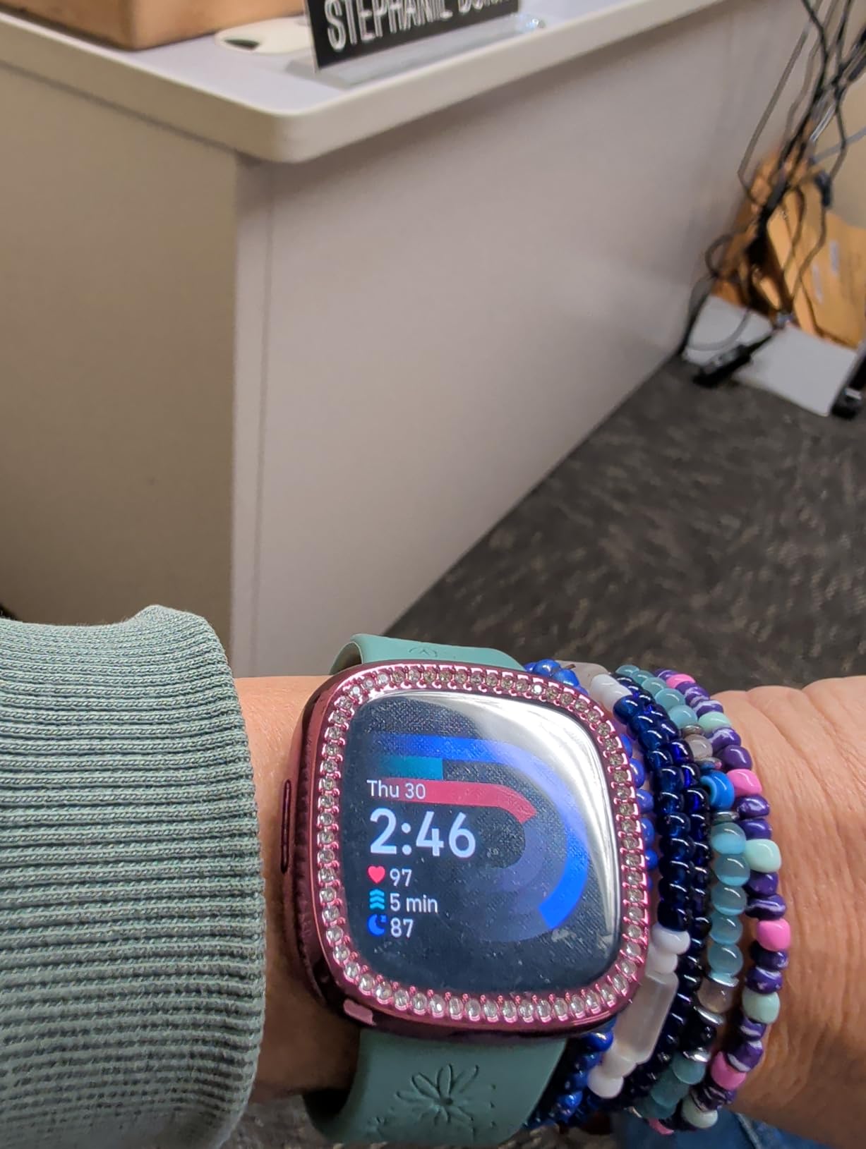 Fitbit Versa 4 Fitness Smartwatch with Daily Readiness, GPS, 24/7 Heart Rate, 40+ Exercise Modes, Sleep Tracking and more, Waterfall Blue/Platinum, One Size (S & L Bands Included) Customer Review Fitbit Versa 4 Fitness Smartwatch with Daily Readiness, GPS, 24/7 Heart Rate, 40+ Exercise Modes, Sleep Tracking and more, Waterfall Blue/Platinum, One Size (S & L Bands Included) - Customer Photo 1