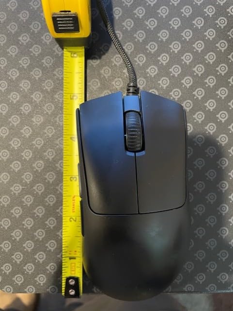 Razer DeathAdder V3 Wired Gaming Mouse: 59g Ultra Lightweight - Focus Pro 30K Optical Sensor - Fast Optical Switches Gen-3-8K Hz HyperPolling-6 Programmable Buttons -Ergonomic -Speedflex Cable- Black - Customer Photo 1