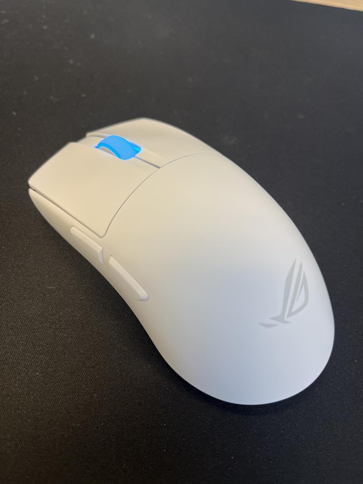 ASUS ROG Harpe Ace Aim Lab Wireless Esports Gaming Mouse – Aim Lab Settings Optimizer, Pro-Tested, Right-Handed, 54g Lightweight, Tri-Mode Connectivity, 36K DPI, 90Hr Battery, PC/Mac Support - Black - Customer Photo 2