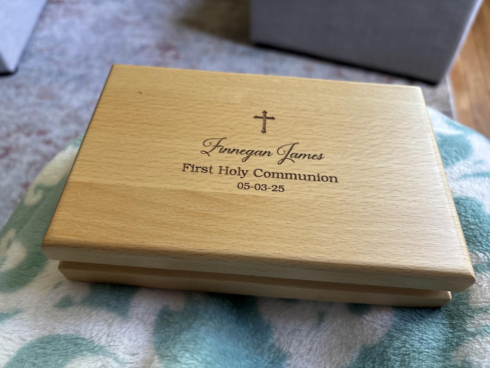 Personalization Universe Communion Cross Engraved Valet Box - Personalized Alderwood Jewelry Box with Felt Lining, Customizable with Name and Message, Ideal for Religious Keepsakes and Rosary Storage - Customer Photo 2