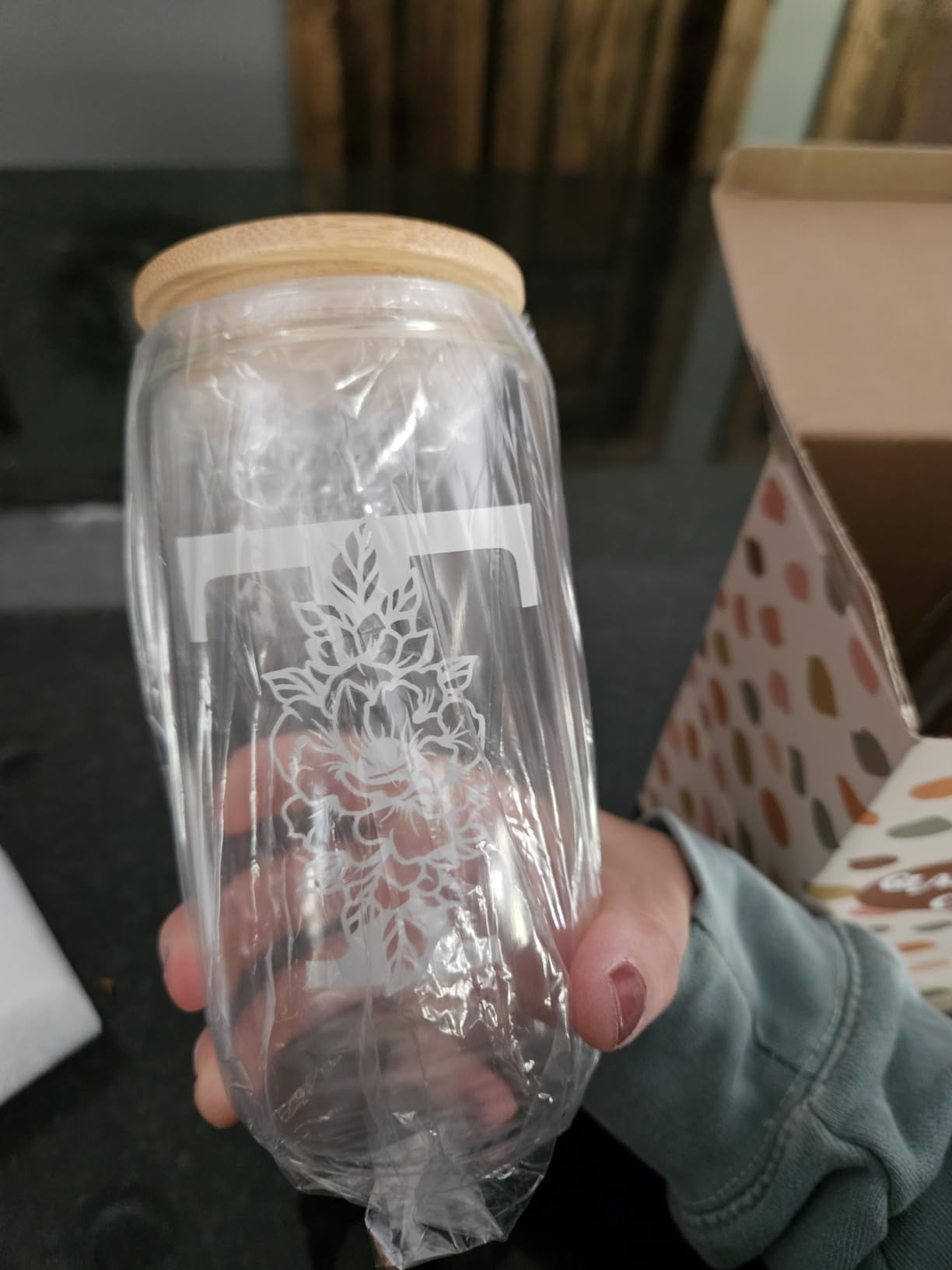 Coolife Initial Glass Cup, Monogrammed Gifts for Women, 16 oz Glass Cups w/Lids Straws, Iced Coffee Smoothie Beer Tumbler w/Straw Lid - Personalized Christmas, Birthday Gifts for Her Mom Friend Woman - Customer Photo 1