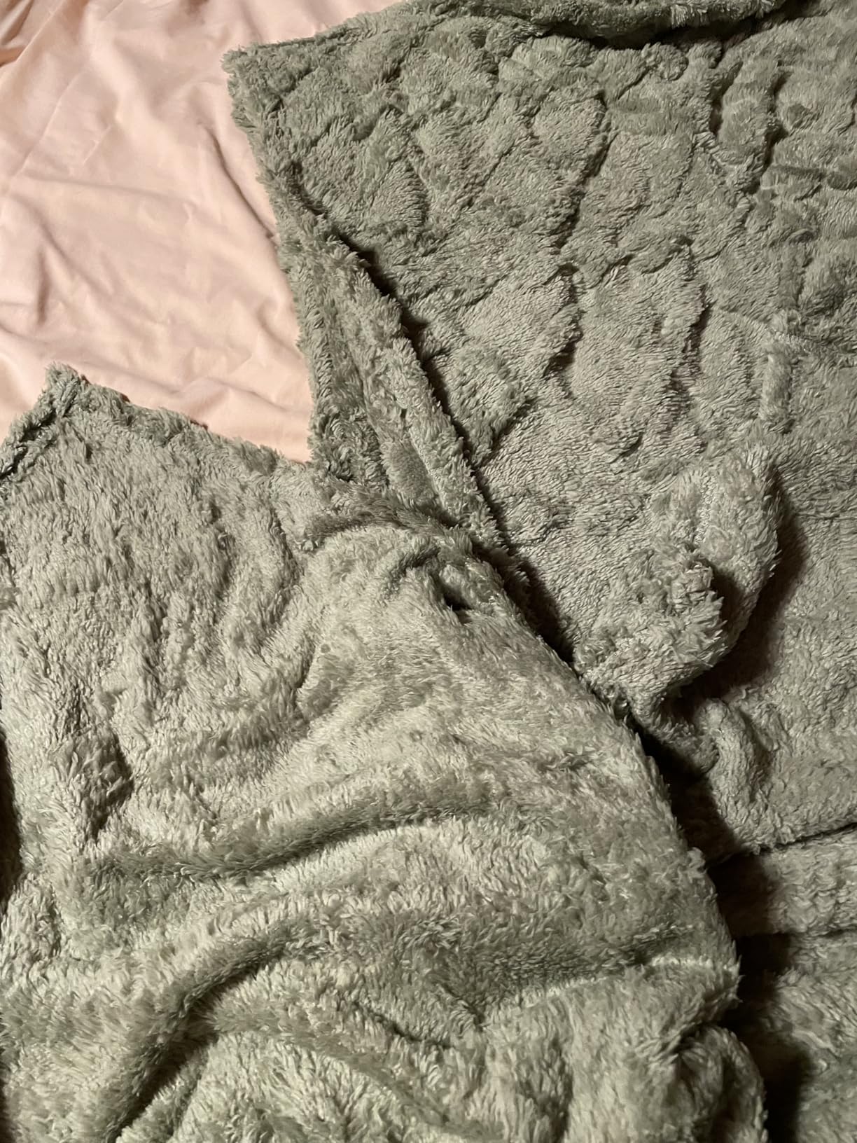 Aganear Fleece Throw Blanket - Cozy Soft Lightweight Fuzzy Throw Blanket for Women Portable Throw Blankets for Couch, Warm Present for Birthday, Christmas, Halloween, Housewarming(50 Aganear Fleece Throw Blanket - Cozy Soft Lightweight Fuzzy Throw Blanket for Women Portable Throw Blankets for Couch, Warm Present for Birthday, Christmas, Halloween, Housewarming(50