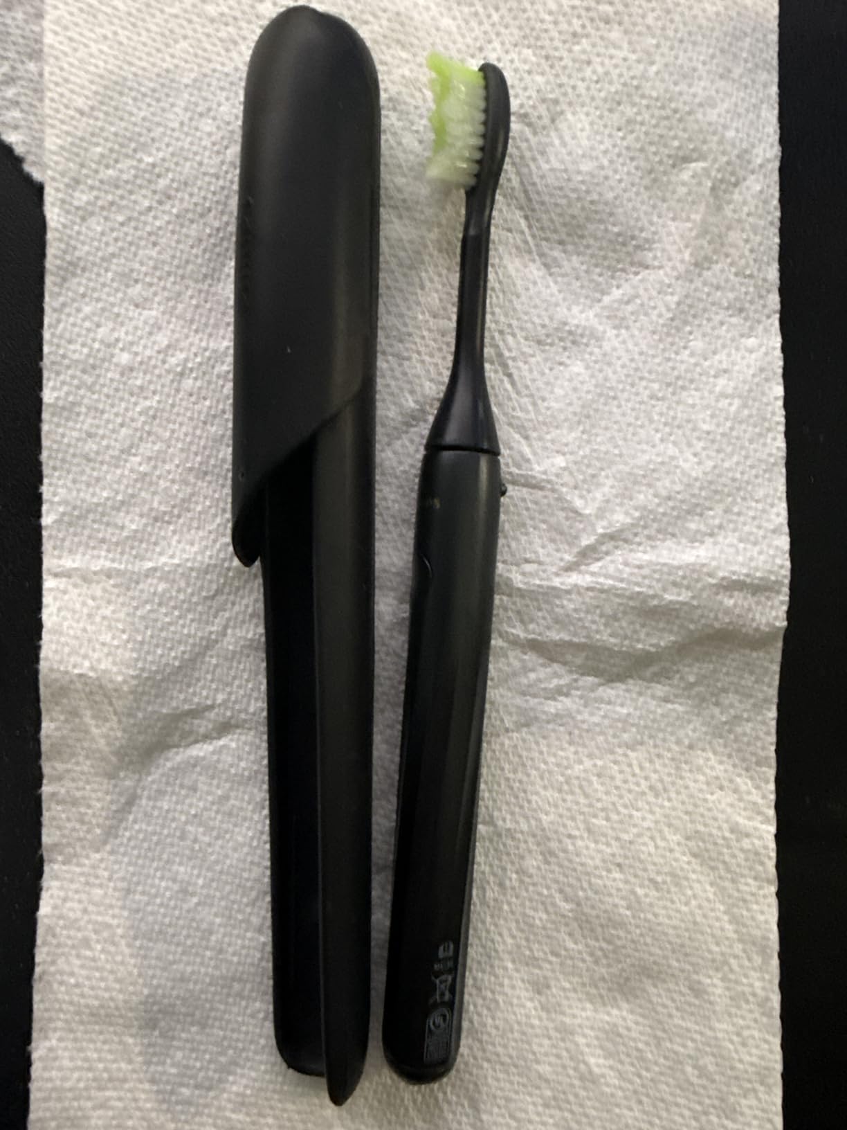 Philips Sonicare One by Sonicare Rechargeable Toothbrush, Shadow, HY1200/26 Customer Review Philips Sonicare One by Sonicare Rechargeable Toothbrush, Shadow, HY1200/26 - Customer Photo 1