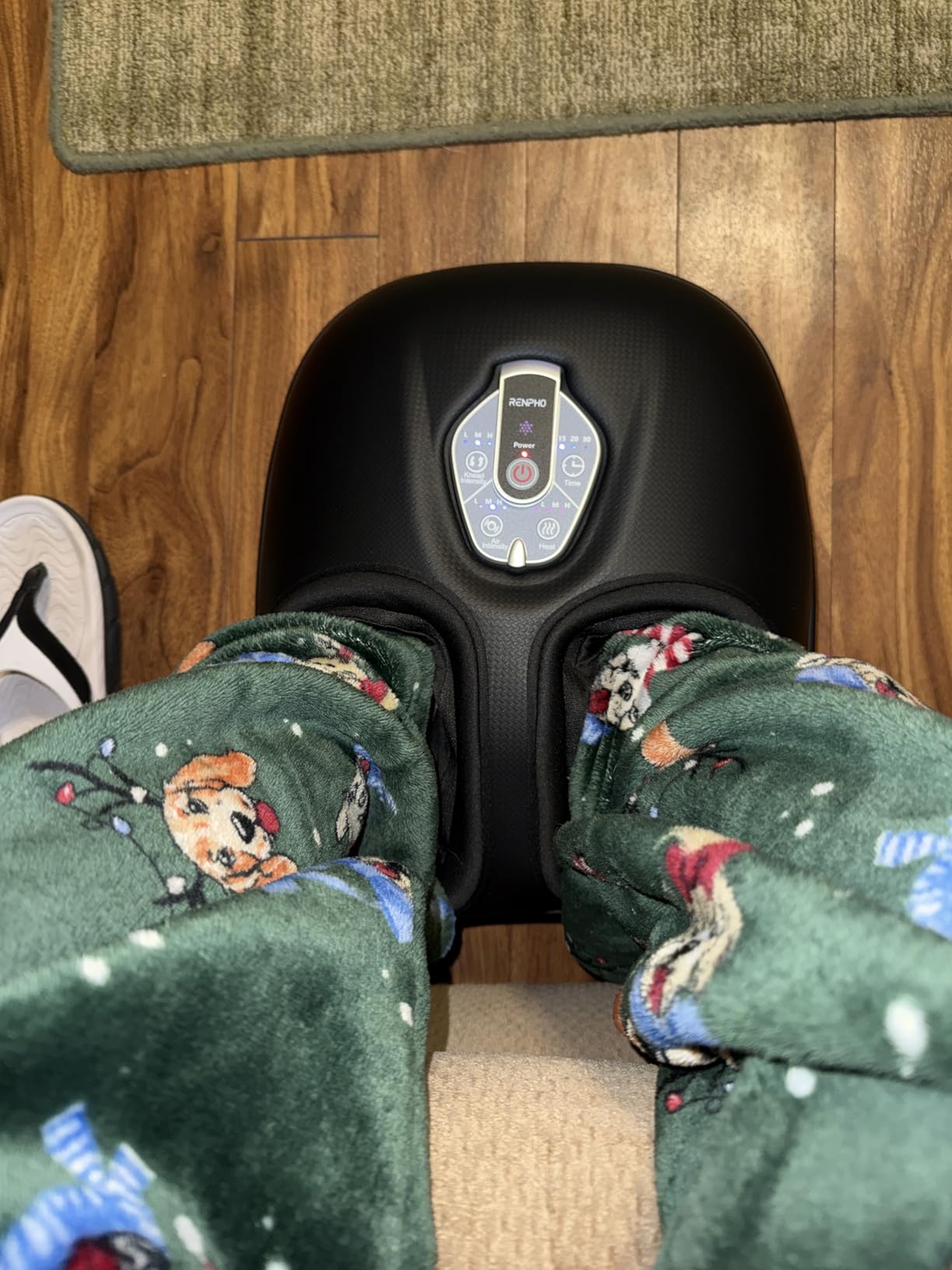 RENPHO Foot Massager Machine with Heat [2026 Upgraded], Shiatsu Foot Massager for Plantar Fasciitis, Christmas Gifts for Women, Cordless Control, FSA Eligible HSA Store Eligible, 2026 New Upgraded, BK - Customer Photo 5