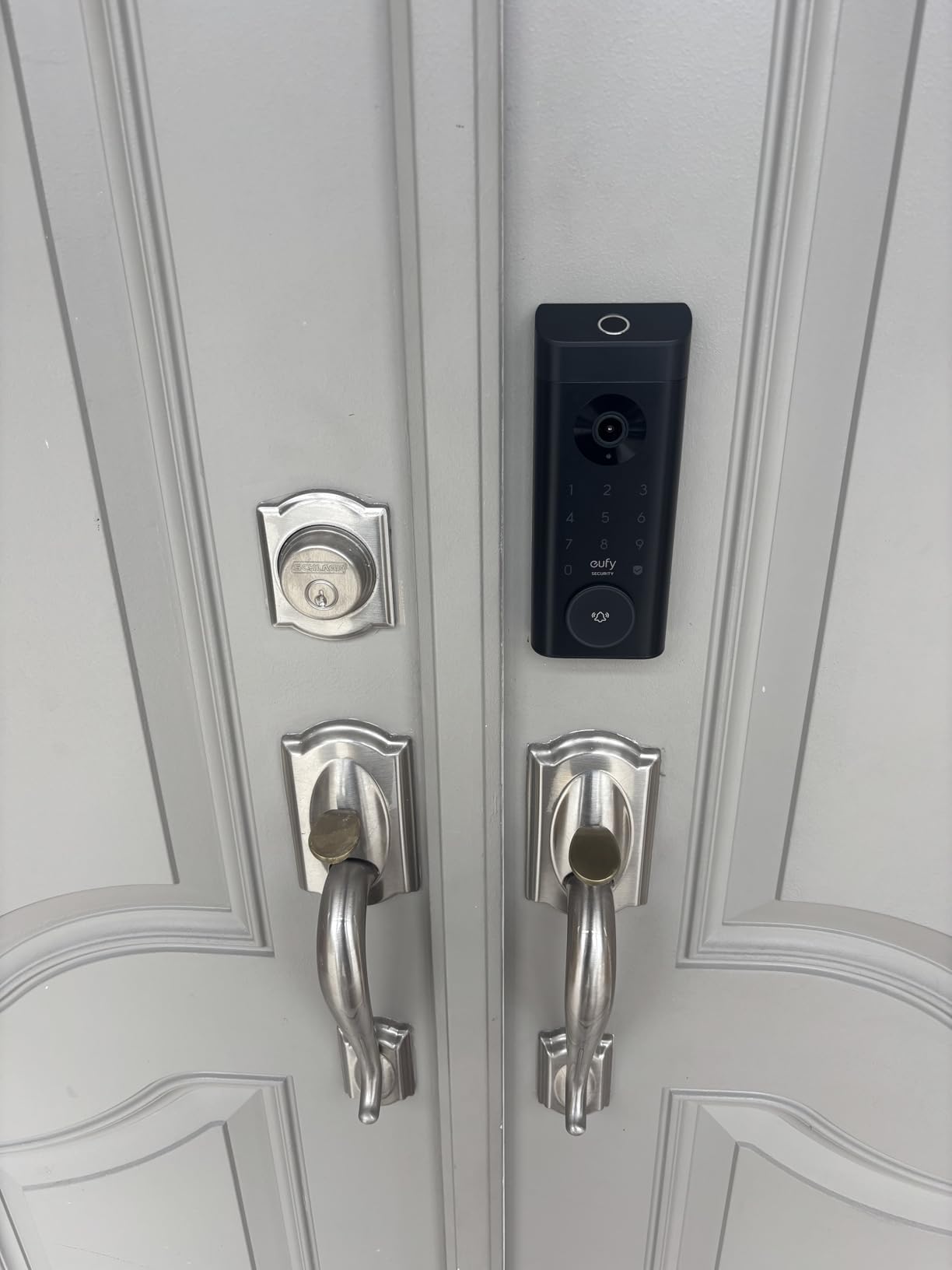 eufy Security Video Smart Lock E330, 3-in-1 Camera+Doorbell+Fingerprint Keyless Entry Door Lock, Smart Built-in Wi-Fi Deadbolt for Front Door, Auto Lock, App Remote Control, Easy Installation - Customer Photo 1