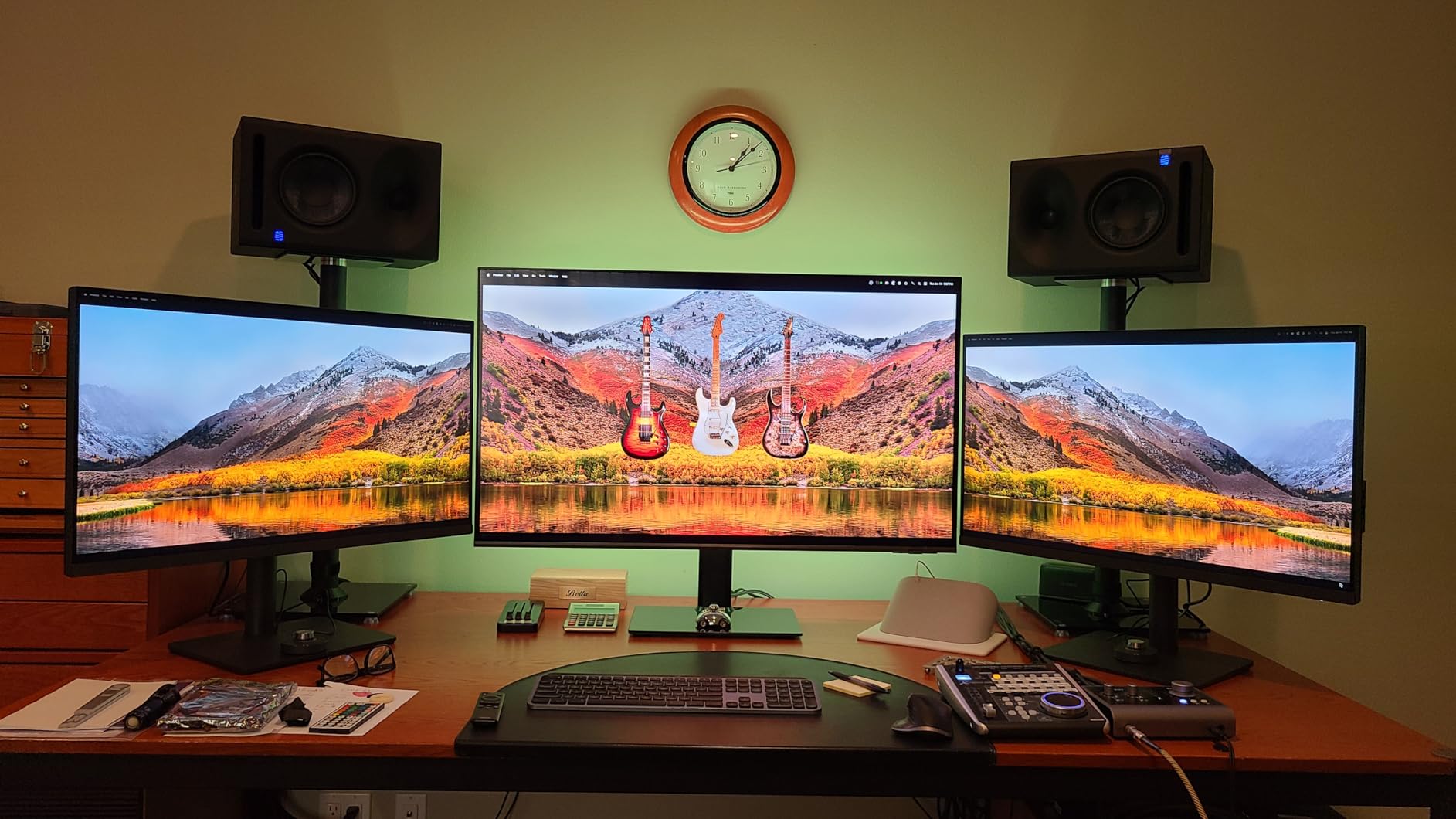 SAMSUNG 65-Inch Class QLED 4K Q60D Series Quantum HDR Smart TV w/Object Tracking Sound Lite, Motion Xcelerator, Slim Design, Gaming Hub, Alexa Built-in (QN65Q60D, 2024 Model) Customer Review SAMSUNG 65-Inch Class QLED 4K Q60D Series Quantum HDR Smart TV w/Object Tracking Sound Lite, Motion Xcelerator, Slim Design, Gaming Hub, Alexa Built-in (QN65Q60D, 2024 Model) - Customer Photo 1