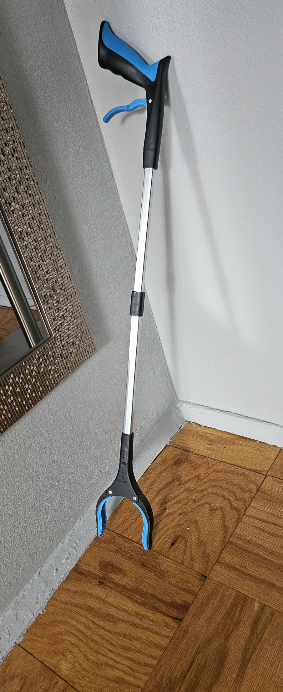 Grabber Reacher Tool - Foldable Gripper and Reaching Tool - Heavy Duty Pick Up Stick Grabbers for Seniors, Trash, Surgery Recovery Must Haves Gifts, 32 Grabber Reacher Tool - Foldable Gripper and Reaching Tool - Heavy Duty Pick Up Stick Grabbers for Seniors, Trash, Surgery Recovery Must Haves Gifts, 32