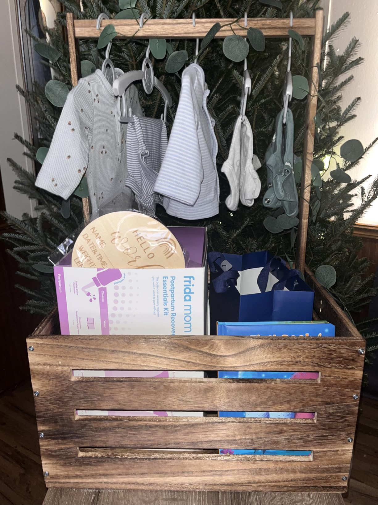 Frida Mom 11pc Postpartum Essentials Kit Gift Set, Hospital Bag Must Haves for New Mom, Includes 4 Disposable Postpartum Underwear, 4 Ice Maxi Pads, Perineal Healing Foam & 24 Pad Liners & Peri Bottle Customer Review Frida Mom 11pc Postpartum Essentials Kit Gift Set, Hospital Bag Must Haves for New Mom, Includes 4 Disposable Postpartum Underwear, 4 Ice Maxi Pads, Perineal Healing Foam & 24 Pad Liners & Peri Bottle - Customer Photo 2