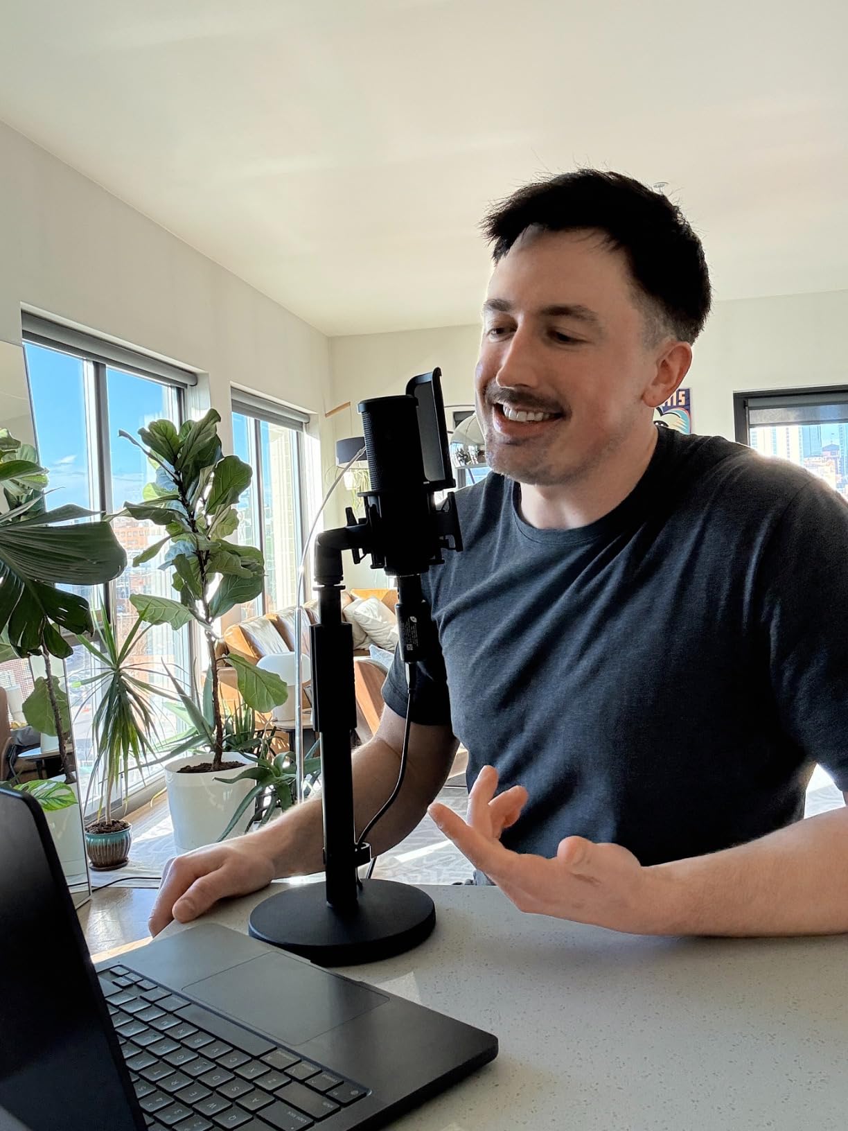 Shure SM4 Studio Recording Microphone Kit, XLR Home Studio Condenser Mic with Mix-Ready Audio - All-Metal Construction, Includes Detachable Magnetic Pop Filter & Shock Mount (SM4-K-KIT) - Customer Photo 001