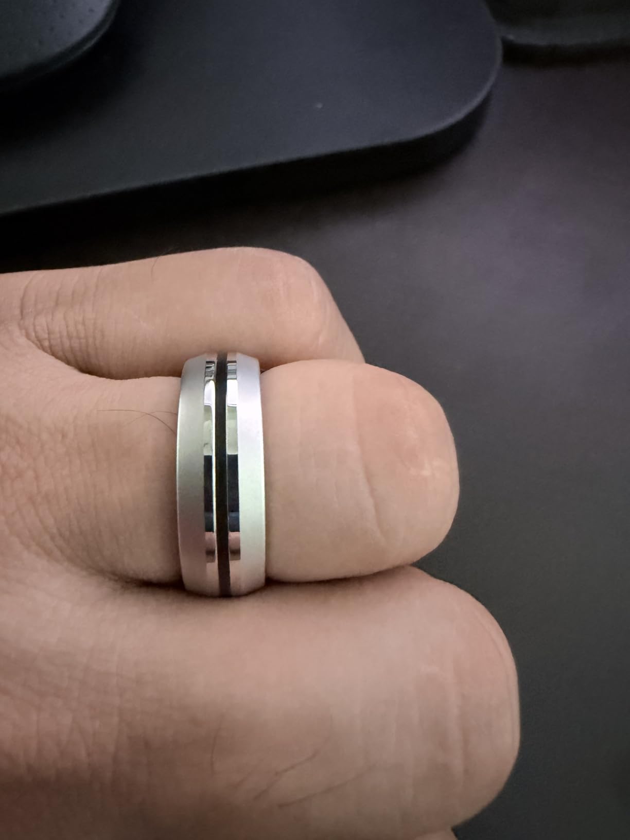 RENPHO Lynx Smart Ring Health Tracker, Fitness Tracker Smart Ring for Women & Men, Sleep Tracker with 7-Day Battery Life, 8 Sizes, Titanium, Waterproof, Subscription-Free App (Silver, Size 7) - Customer Photo 4