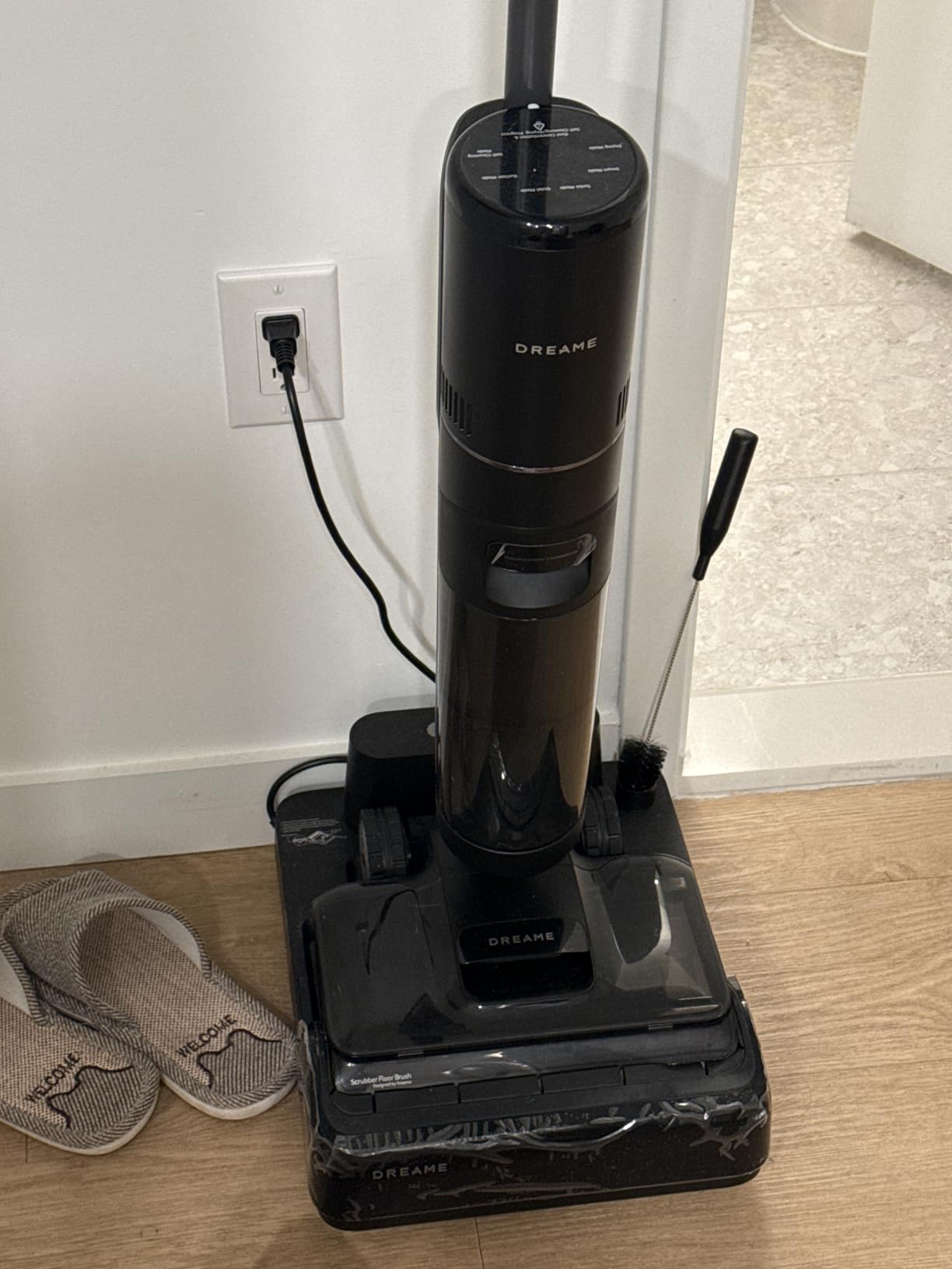 DREAME H12 Pro FlexReach Wet Dry Vacuum Cleaner, 0 Tangle Cordless Vacuum Mop All-in-One for Hard Floors, 180° Lie-Flat Floor Cleaner Machine with 194°F Hot Self-Cleaning, 50Mins Runtime Customer Review DREAME H12 Pro FlexReach Wet Dry Vacuum Cleaner, 0 Tangle Cordless Vacuum Mop All-in-One for Hard Floors, 180° Lie-Flat Floor Cleaner Machine with 194°F Hot Self-Cleaning, 50Mins Runtime - Customer Photo 2