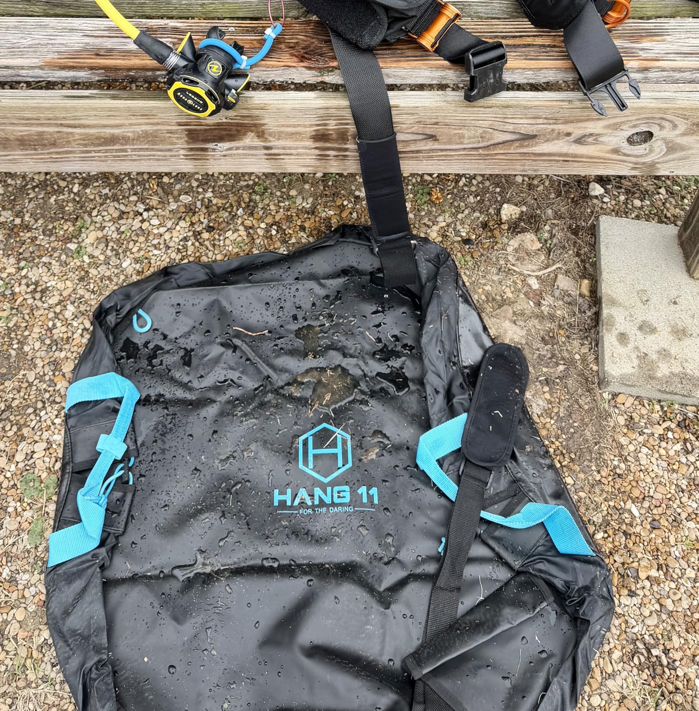 Hang 11 Wetsuit Changing Mat Bag - Surf Changing Mat with Shoulder Strap, Wetsuit Bag Waterproof, Keeps your Wet Suit & Car Clean, Surf Change Gear, Surfing Accessories, Surfing Gifts Customer Review Hang 11 Wetsuit Changing Mat Bag - Surf Changing Mat with Shoulder Strap, Wetsuit Bag Waterproof, Keeps your Wet Suit & Car Clean, Surf Change Gear, Surfing Accessories, Surfing Gifts - Customer Photo 1