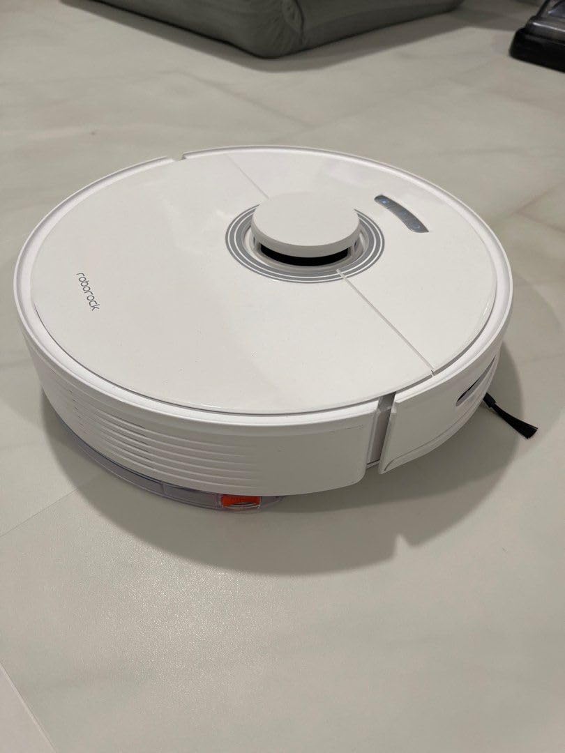 roborock Q10 S5 Robot Vacuum and Mop Cleaner, 10000Pa HyperForce Suction, Dual Anti-Tangle System, Auto-Lifting Mop, ReactiveTech Obstacle Avoidance, App Control, for Pet Hair and Carpet, Black - Customer Photo 1