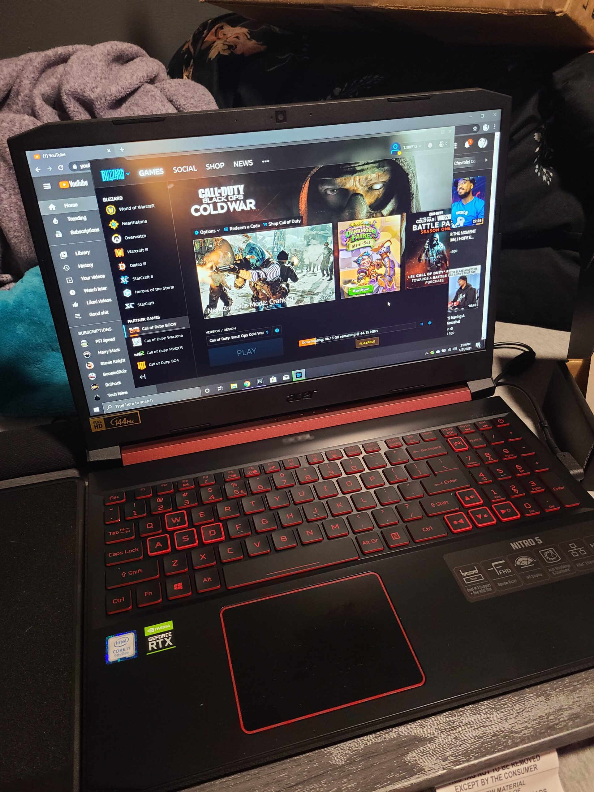 Acer Predator Triton 500 SE Gaming Laptop, 16 Acer Predator Triton 500 SE Gaming Laptop, 16