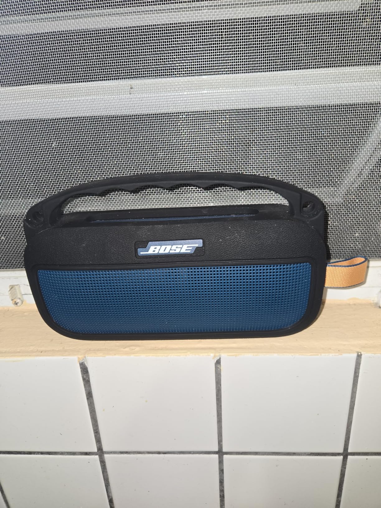 Bose SoundLink Flex Bluetooth Speaker (2nd Gen) - Portable Outdoor Speaker with Hi-Fi Audio, Waterproof and Dustproof, USB-C, Up to 12 Hours Battery Life, Twilight Blue - Limited Edition Color - Customer Photo 1