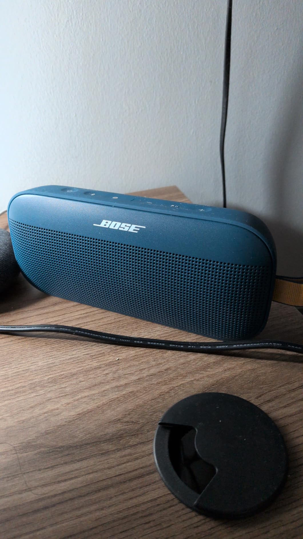 Bose SoundLink Flex Bluetooth Speaker (2nd Gen) - Portable Outdoor Speaker with Hi-Fi Audio, Waterproof and Dustproof, USB-C, Up to 12 Hours Battery Life, Twilight Blue - Limited Edition Color - Customer Photo 2