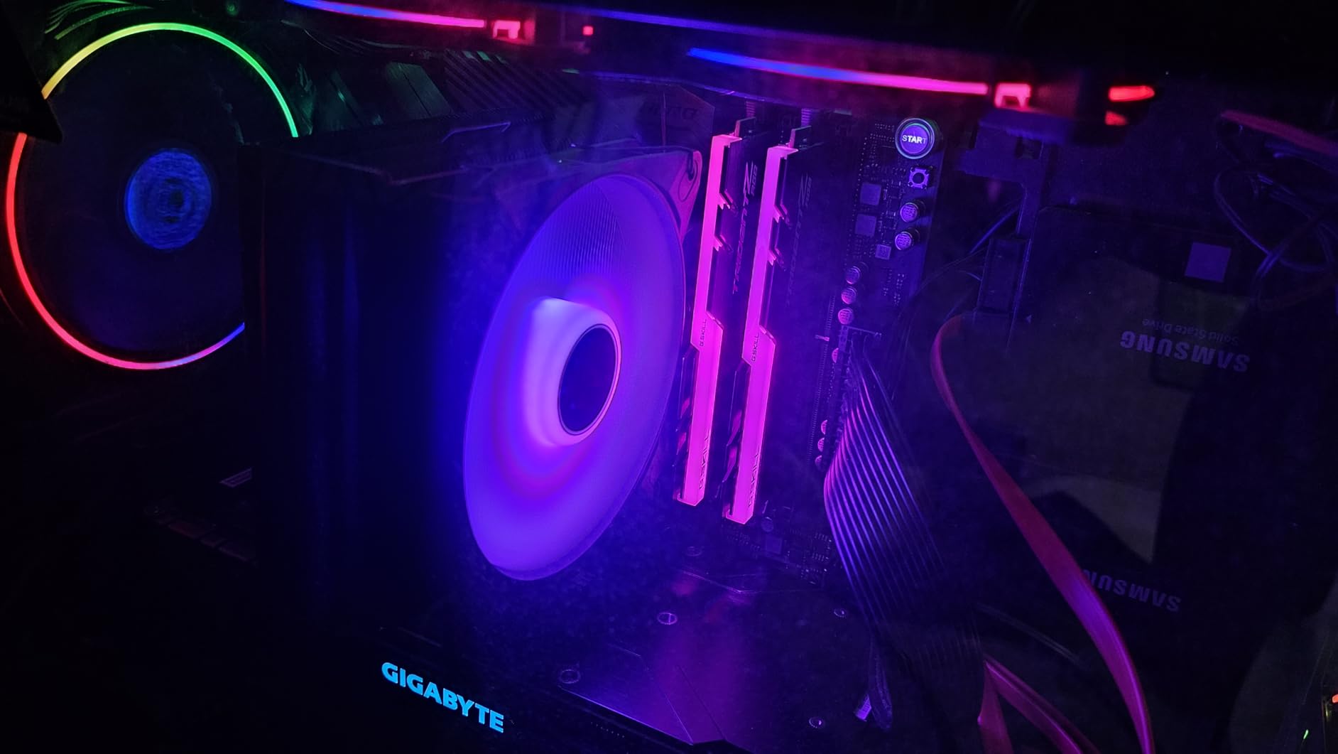 be quiet! Pure Rock Pro 3 Black CPU Air Cooler | 6 High Performance 6mm Heat Pipes with HDT Technology | 120mm Quiet PWM Fan | AMD:AM4 AM5/Intel LGA 1700/1150/1151/1200 Customer Review be quiet! Pure Rock Pro 3 Black CPU Air Cooler | 6 High Performance 6mm Heat Pipes with HDT Technology | 120mm Quiet PWM Fan | AMD:AM4 AM5/Intel LGA 1700/1150/1151/1200 - Customer Photo 002