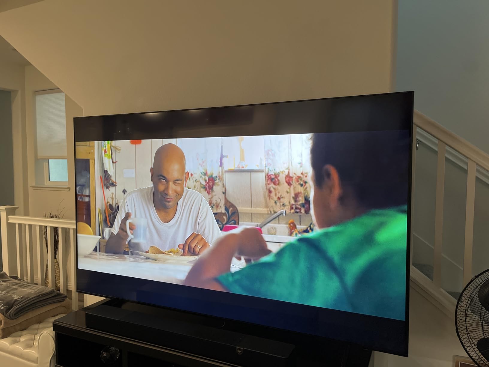 Samsung 43-Inch Class QLED Q7F Series Samsung Vision AI Smart TV (2025 Model, 43Q7F) Quantum HDR, Object Tracking Sound Lite, Q4 AI Gen1 Processor, 4K upscaling, Gaming Hub, Alexa Built-in Customer Review Samsung 43-Inch Class QLED Q7F Series Samsung Vision AI Smart TV (2025 Model, 43Q7F) Quantum HDR, Object Tracking Sound Lite, Q4 AI Gen1 Processor, 4K upscaling, Gaming Hub, Alexa Built-in - Customer Photo 1