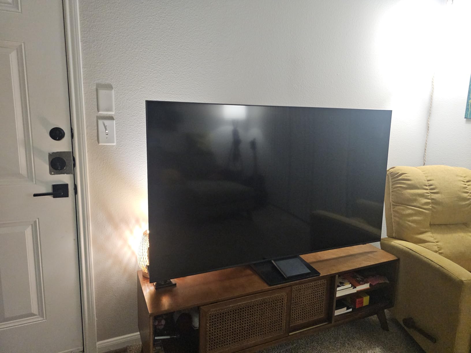 Samsung 75-Inch Class Neo QLED QN70F 4K Mini LED Smart TV (2025 Model) NQ4 AI Gen2 Processor, Quantum Matrix Technology Slim, Motion Xcelerator 144Hz, Samsung Vision AI, Alexa Built-in Customer Review Samsung 75-Inch Class Neo QLED QN70F 4K Mini LED Smart TV (2025 Model) NQ4 AI Gen2 Processor, Quantum Matrix Technology Slim, Motion Xcelerator 144Hz, Samsung Vision AI, Alexa Built-in - Customer Photo 001