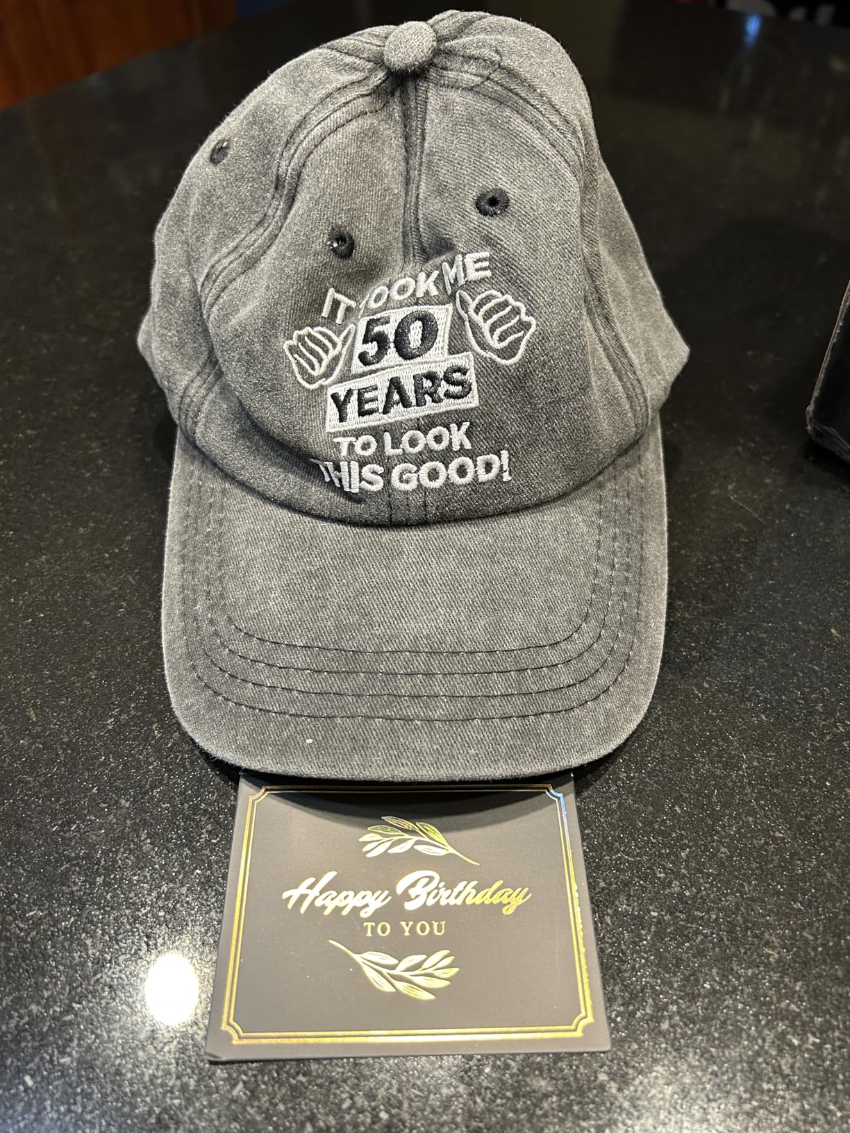 40th Birthday Gifts for Men Whiskey Glass Set, 40th Birthday Party Supplies with 11 Oz Whiskey Glass Coaster Stone Baseball Cap Apron Sock Funny Toilet Paper Keychain for Him, Dad, Husband, Friends Customer Review 40th Birthday Gifts for Men Whiskey Glass Set, 40th Birthday Party Supplies with 11 Oz Whiskey Glass Coaster Stone Baseball Cap Apron Sock Funny Toilet Paper Keychain for Him, Dad, Husband, Friends - Customer Photo 1