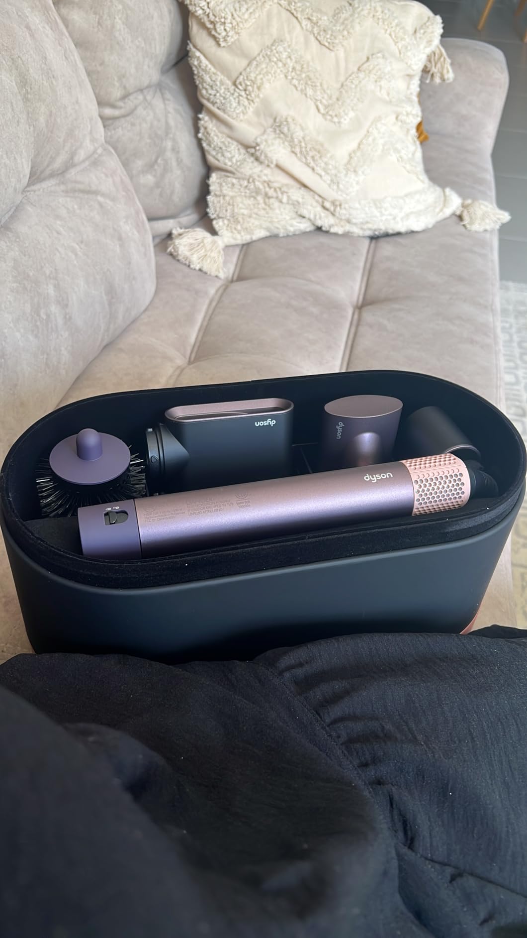 Dyson Airwrap i.d.™ Multi-Styler (9 Piece Set) - Customer Photo 5