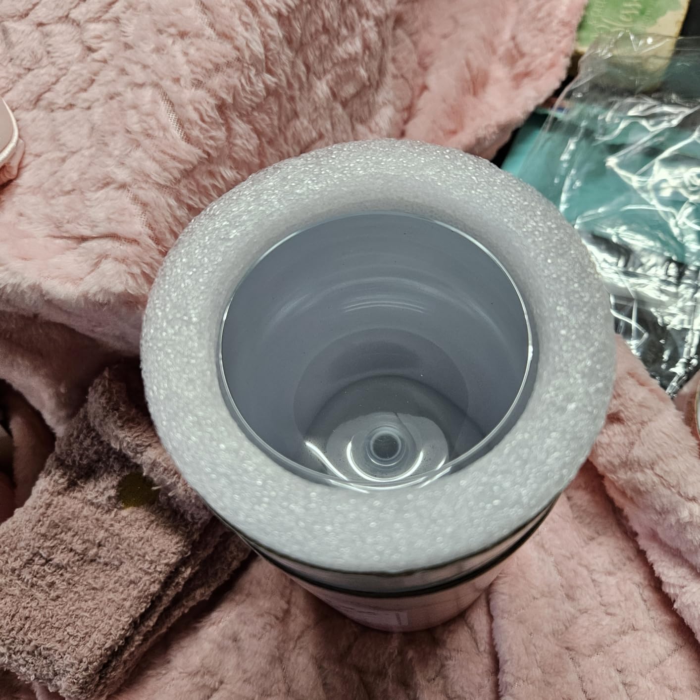 60th Birthday Gifts for Women, 60th Birthday Decorations for Woman 1965 Birthday Gifts for 60 Year Old Women with Blankets Wine Glass Self Care Gifts Care Package for Her, Mom, Grandma, Sister, Wife - Customer Photo 1