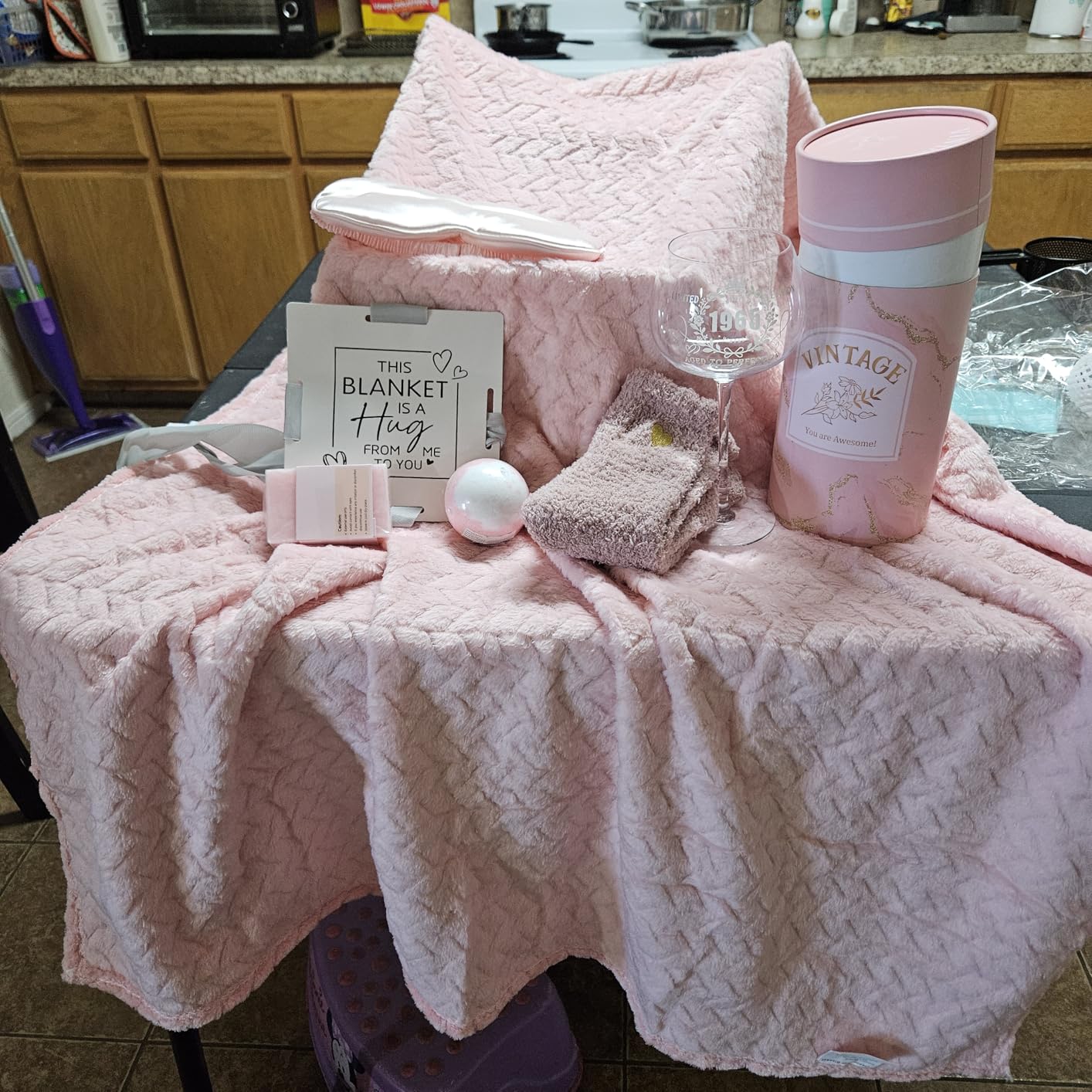 60th Birthday Gifts for Women, 60th Birthday Decorations for Woman 1965 Birthday Gifts for 60 Year Old Women with Blankets Wine Glass Self Care Gifts Care Package for Her, Mom, Grandma, Sister, Wife - Customer Photo 2
