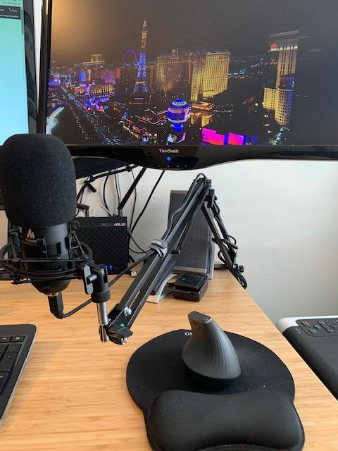 MAONO XLR/USB Condenser Microphone: 192kHz/24Bit Plug & Play PC Computer Podcast Cardioid Metal Mic Kit with Software, Professional Sound Chipset for Recording, Studio, Singing, YouTube A04 Gen2 - Customer Photo 002
