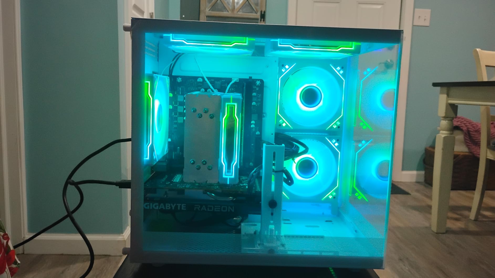 Desktop Computers,32G RAM,1TB NVMe SSD,Core i5-12400F,RTX 3050 6G,Prebuilt Gaming PC,Tower Computer Gamer,Work,VR,4K,Home and Business WiFi 6 - Customer Photo 002