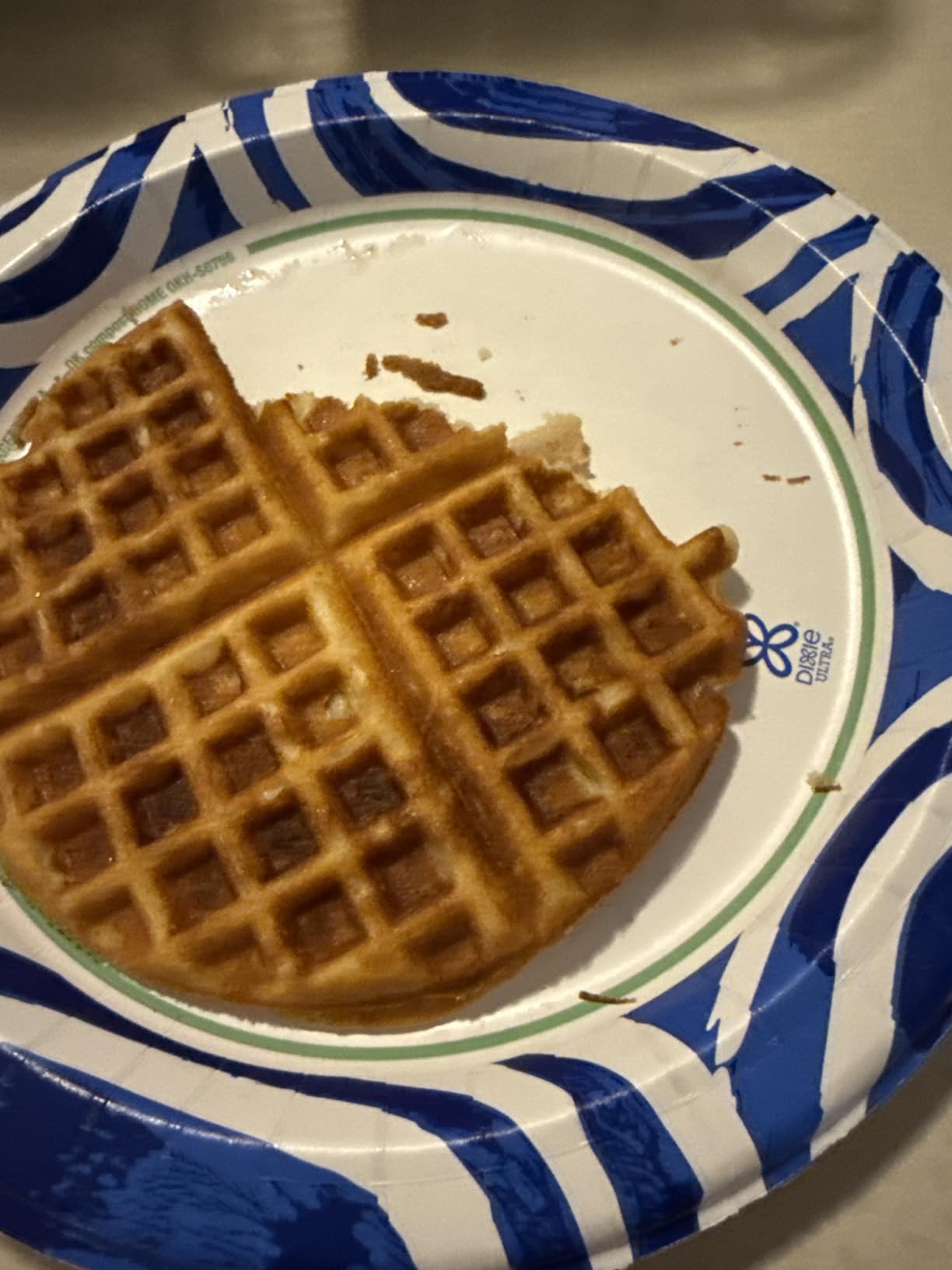 Cuisinart Waffle Maker, 1250W Round Classic Waffle Iron, 5-Setting Adjustable Browning Control, WMR-CAP2, Brushed Stainless Customer Review Cuisinart Waffle Maker, 1250W Round Classic Waffle Iron, 5-Setting Adjustable Browning Control, WMR-CAP2, Brushed Stainless - Customer Photo 1