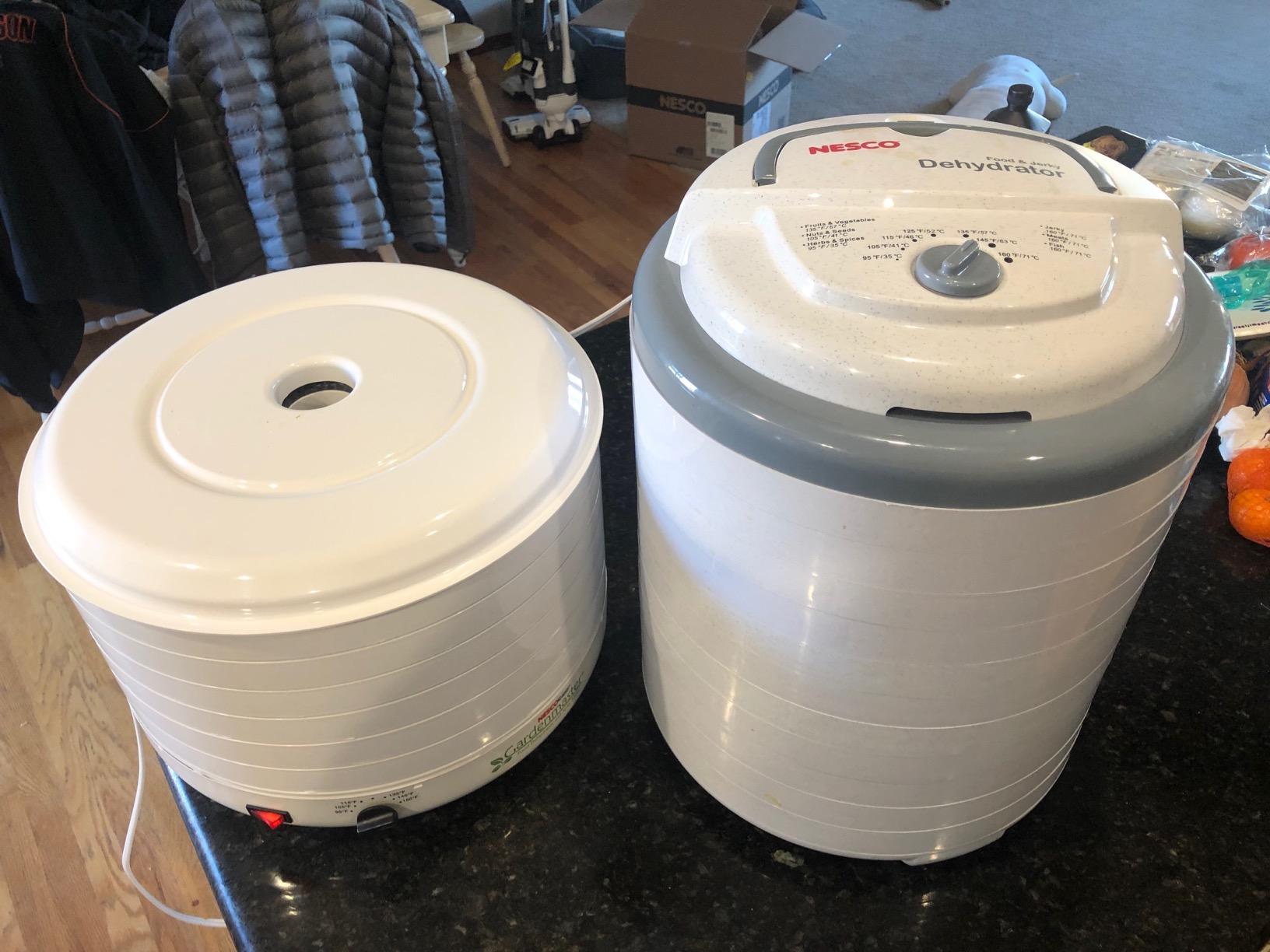 Nesco FD-1018A Gardenmaster Pro Food Dehydrator, for Beef Jerky, Fruit, Herbs, and Snacks, 8 Trays, White Customer Review Nesco FD-1018A Gardenmaster Pro Food Dehydrator, for Beef Jerky, Fruit, Herbs, and Snacks, 8 Trays, White - Customer Photo 1