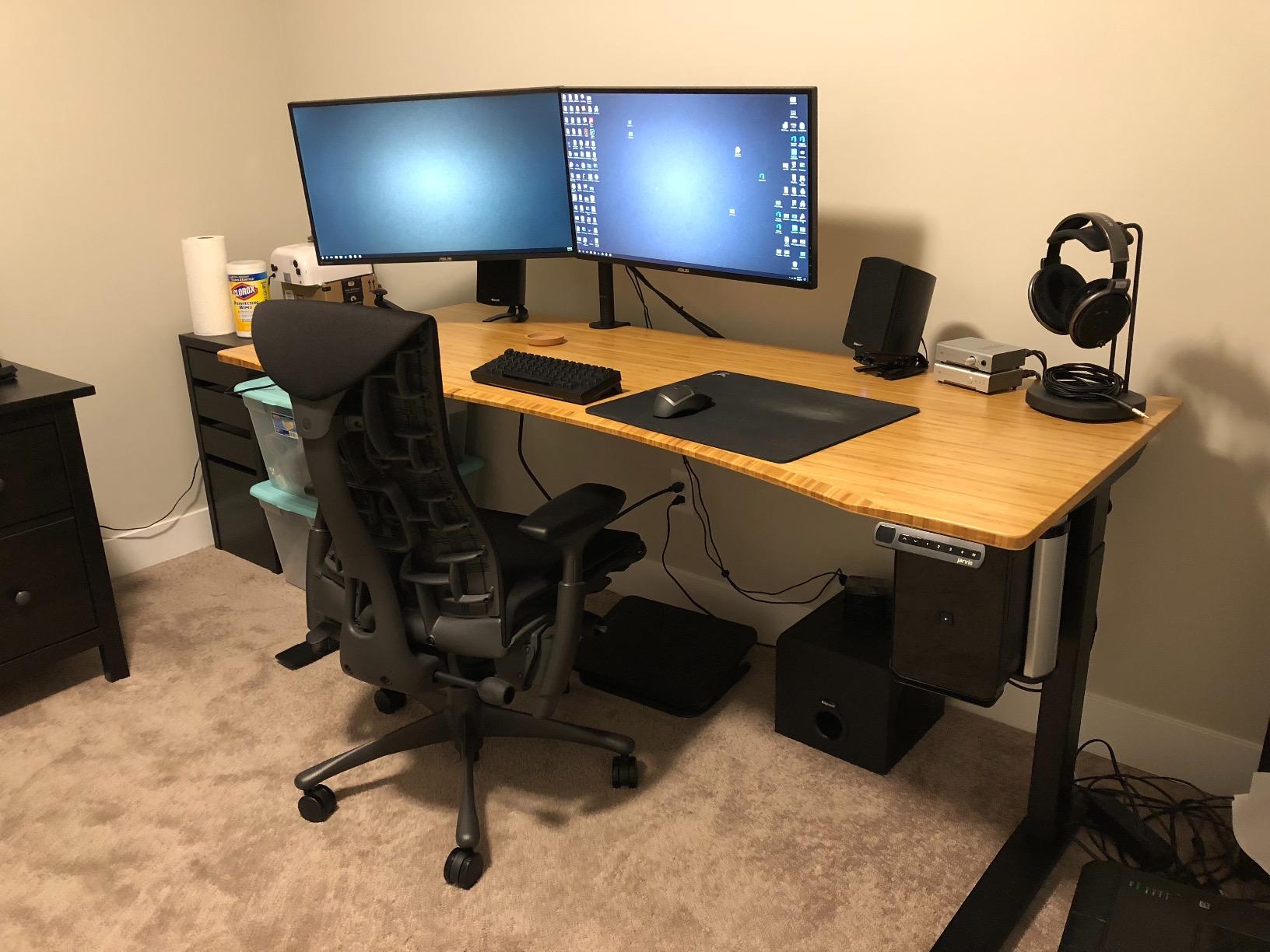 Herman Miller Embody Ergonomic Office Chair | Fully Adjustable Arms and Carpet Casters | Black Rhythm Customer Review Herman Miller Embody Ergonomic Office Chair | Fully Adjustable Arms and Carpet Casters | Black Rhythm - Customer Photo 1