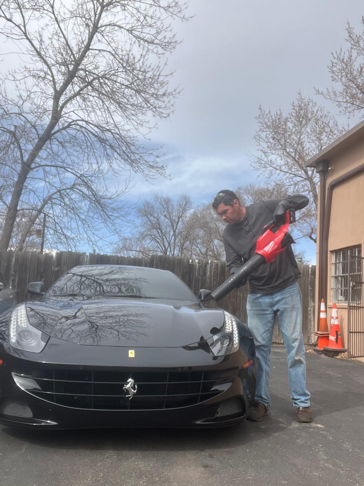 Milwaukee M18 FUEL 120 MPH 450 CFM 18-Volt Lithium Ion Brushless Cordless Handheld Blower (Battery Sold Separately) Customer Review Milwaukee M18 FUEL 120 MPH 450 CFM 18-Volt Lithium Ion Brushless Cordless Handheld Blower (Battery Sold Separately) - Customer Photo 3