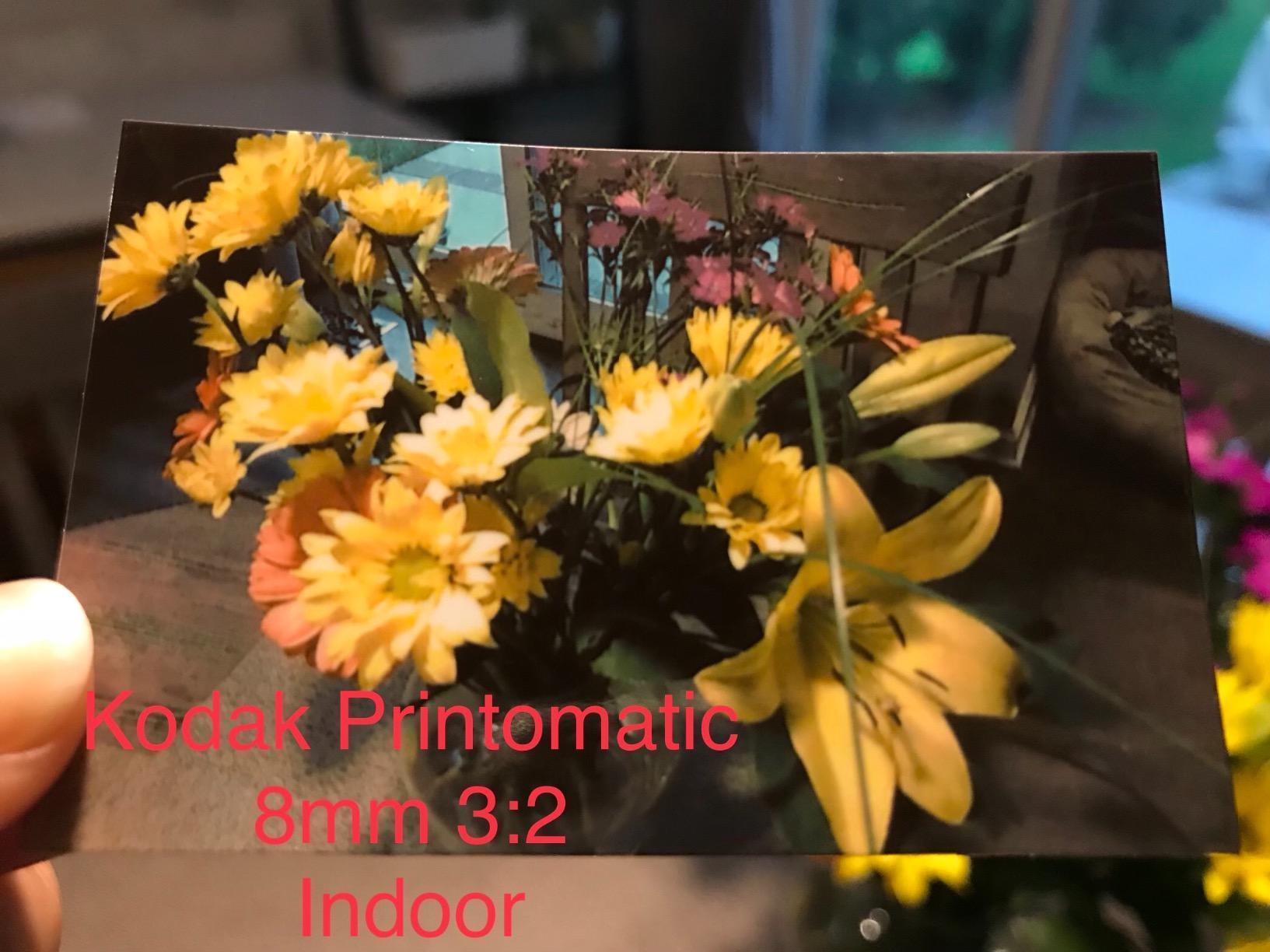KODAK Printomatic Full-Color Instant Print Digital Camera - Colorful Photos On Zink 2x3