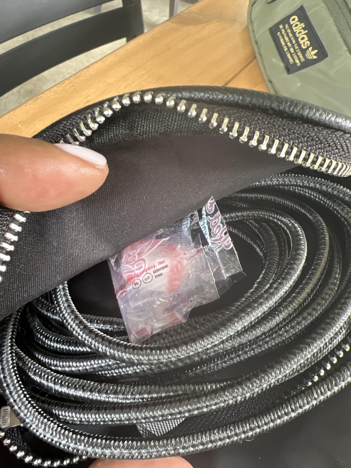 Anker New Nylon USB C to Lightning Cable, Apple MFi Certified for iPhone 14 Series, and More (6FT, Black) Customer Review Anker New Nylon USB C to Lightning Cable, Apple MFi Certified for iPhone 14 Series, and More (6FT, Black) - Customer Photo 2