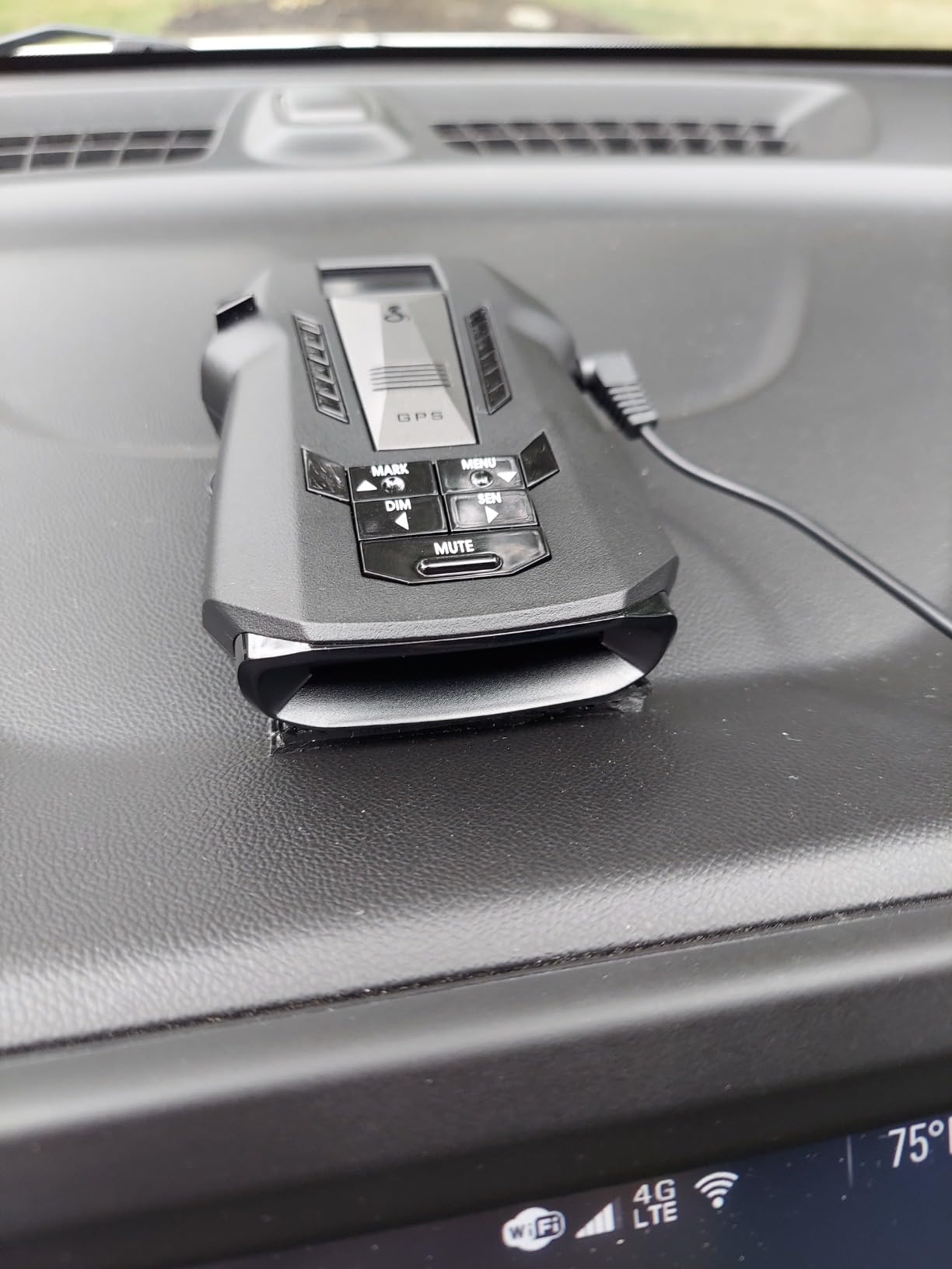 Cobra RAD 480i Laser Radar Detector - Long Range Detection, Bluetooth, Apple CarPlay and Android Auto Compatible, LaserEye Front and Rear Detection, Digital Signal Processing, Black Customer Review Cobra RAD 480i Laser Radar Detector - Long Range Detection, Bluetooth, Apple CarPlay and Android Auto Compatible, LaserEye Front and Rear Detection, Digital Signal Processing, Black - Customer Photo 3