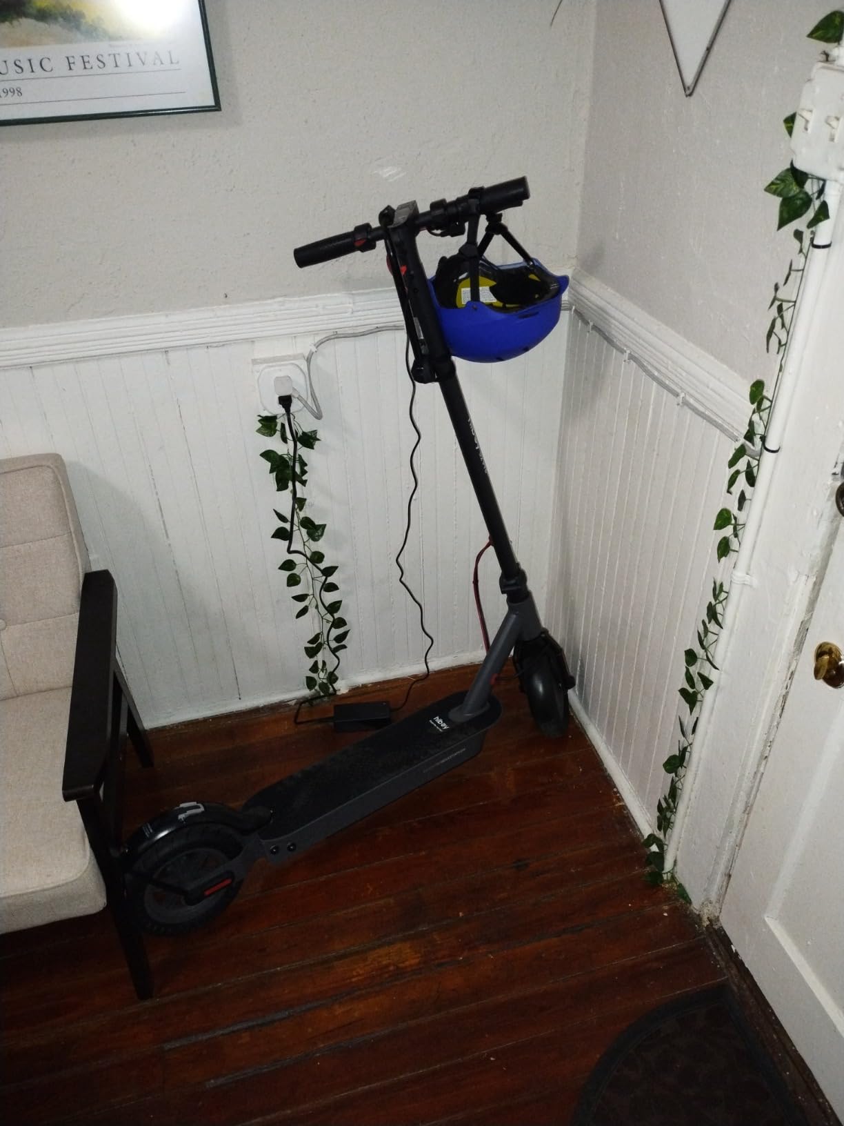 Hiboy S2 Pro/X300 Electric Scooter, 500W Motor, 10 Hiboy S2 Pro/X300 Electric Scooter, 500W Motor, 10