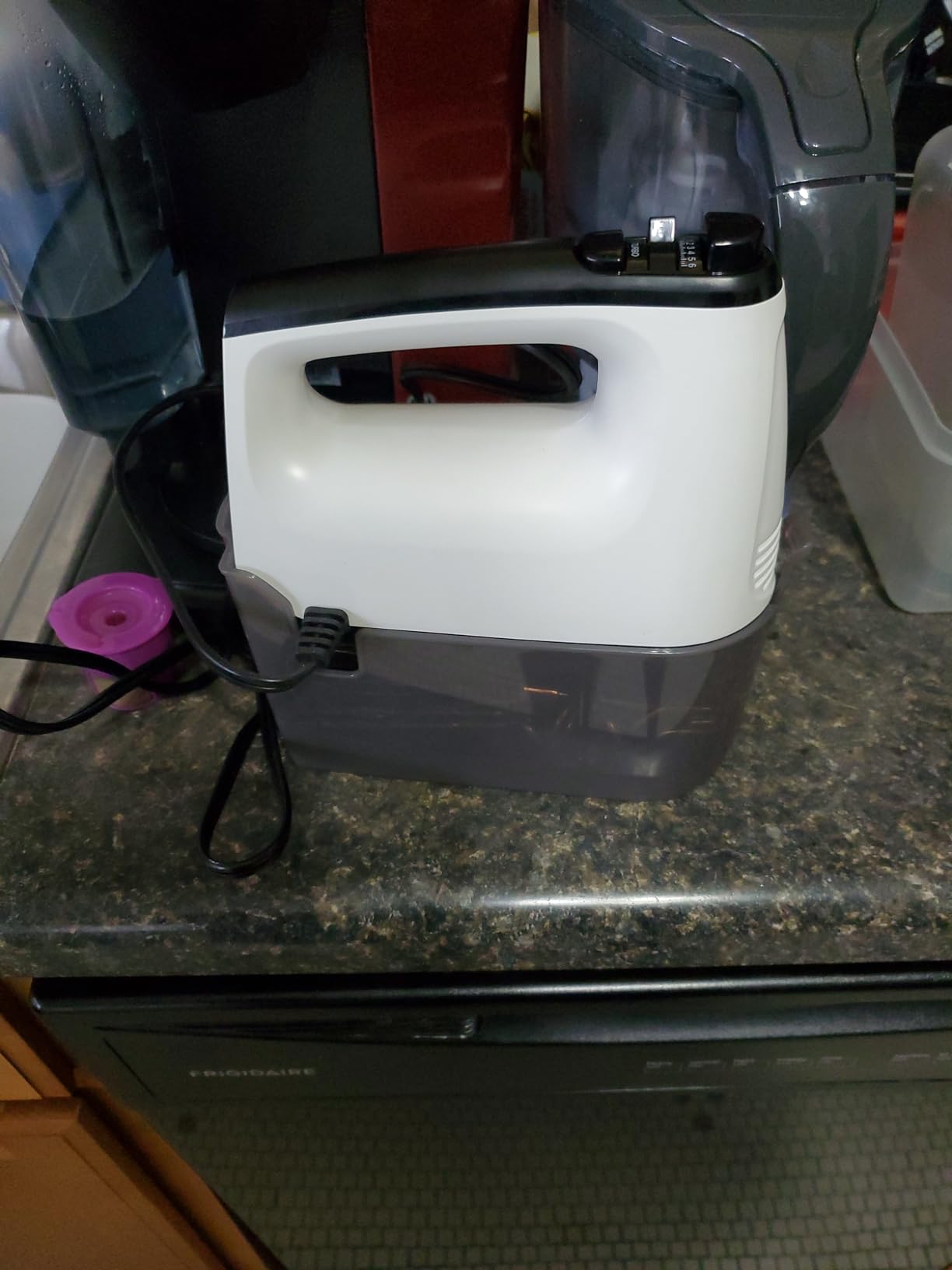 SHARDOR Hand Mixer Electric, 6 Speed & Turbo Mixer Electric Handheld, Snap-On Storage Case, 5 Stainless Steel Accessories for Whipping, Mixing Cookies, Brownie, Cakes, Dough Batters, White Customer Review SHARDOR Hand Mixer Electric, 6 Speed & Turbo Mixer Electric Handheld, Snap-On Storage Case, 5 Stainless Steel Accessories for Whipping, Mixing Cookies, Brownie, Cakes, Dough Batters, White - Customer Photo 3
