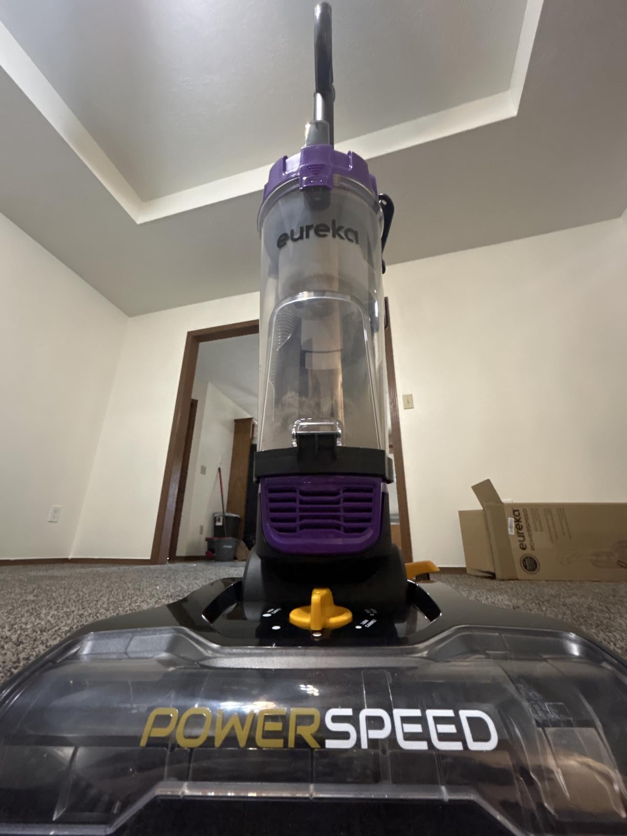 Eureka PowerSpeed Lightweight Upright Vacuum Cleaner for Carpet and Hard Floor, Powerful Bagless Upright Vacuum Cleaner for Home Pets, NEU181A, Blue - Customer Photo 5