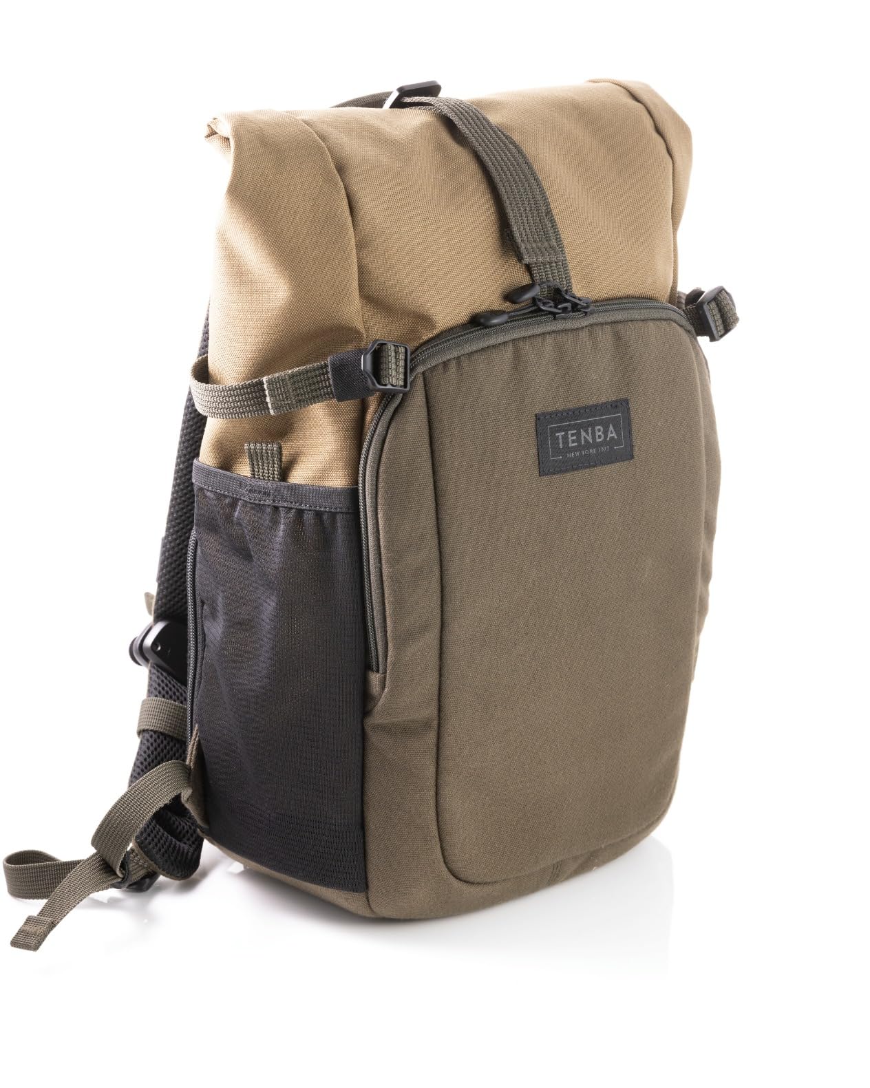 Tenba Fulton v2 16L Backpack for Mirrorless and DSLR cameras and lenses – Black (637-736) Customer Review Tenba Fulton v2 16L Backpack for Mirrorless and DSLR cameras and lenses – Black (637-736) - Customer Photo 3