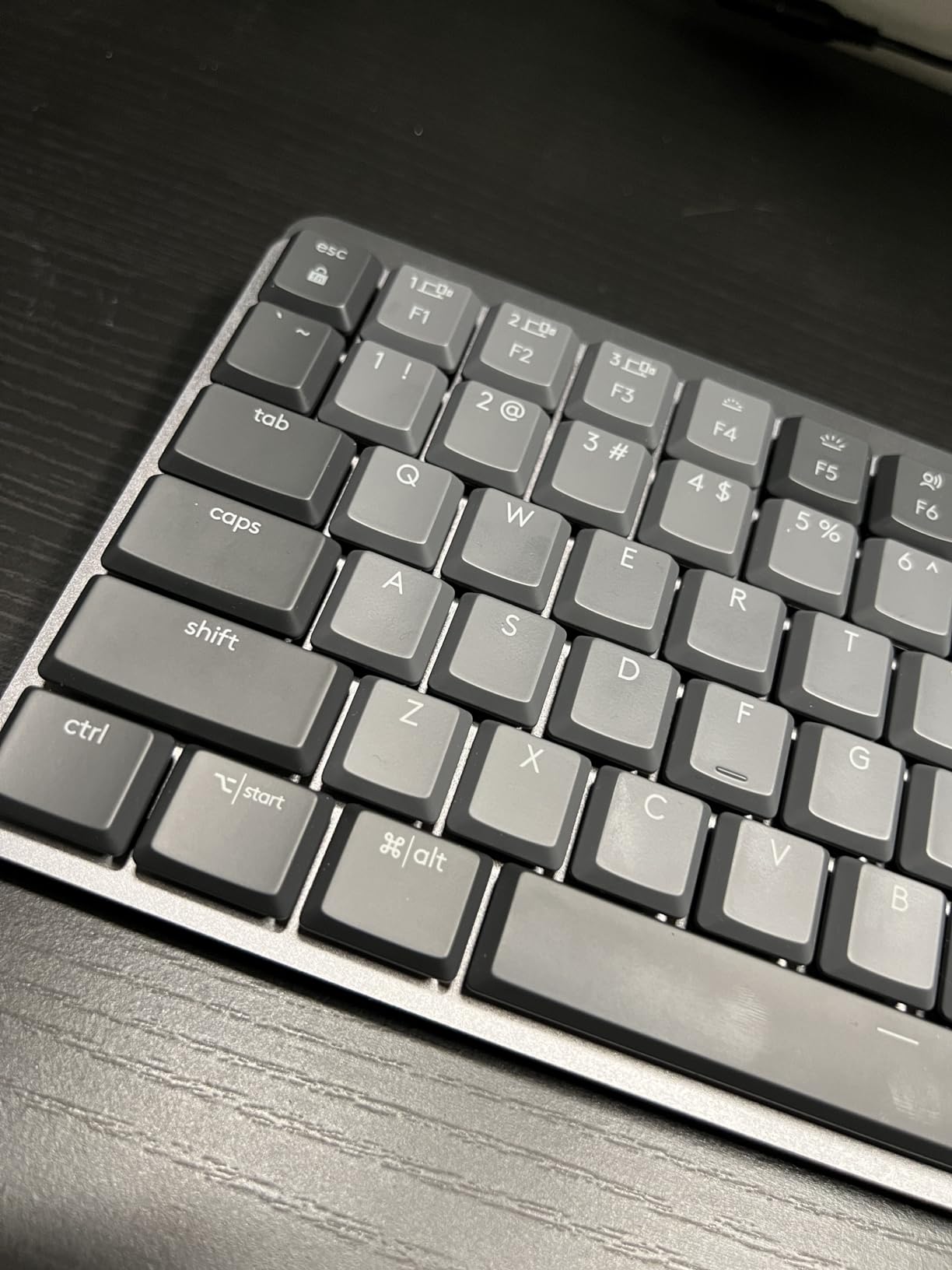 Logitech MX Mechanical Wireless Illuminated Performance Keyboard, Tactile Quiet Switches, Backlit Keys, Bluetooth, USB-C, macOS, Windows, Linux, iOS, Android, Metal, Graphite Customer Review Logitech MX Mechanical Wireless Illuminated Performance Keyboard, Tactile Quiet Switches, Backlit Keys, Bluetooth, USB-C, macOS, Windows, Linux, iOS, Android, Metal, Graphite - Customer Photo 2