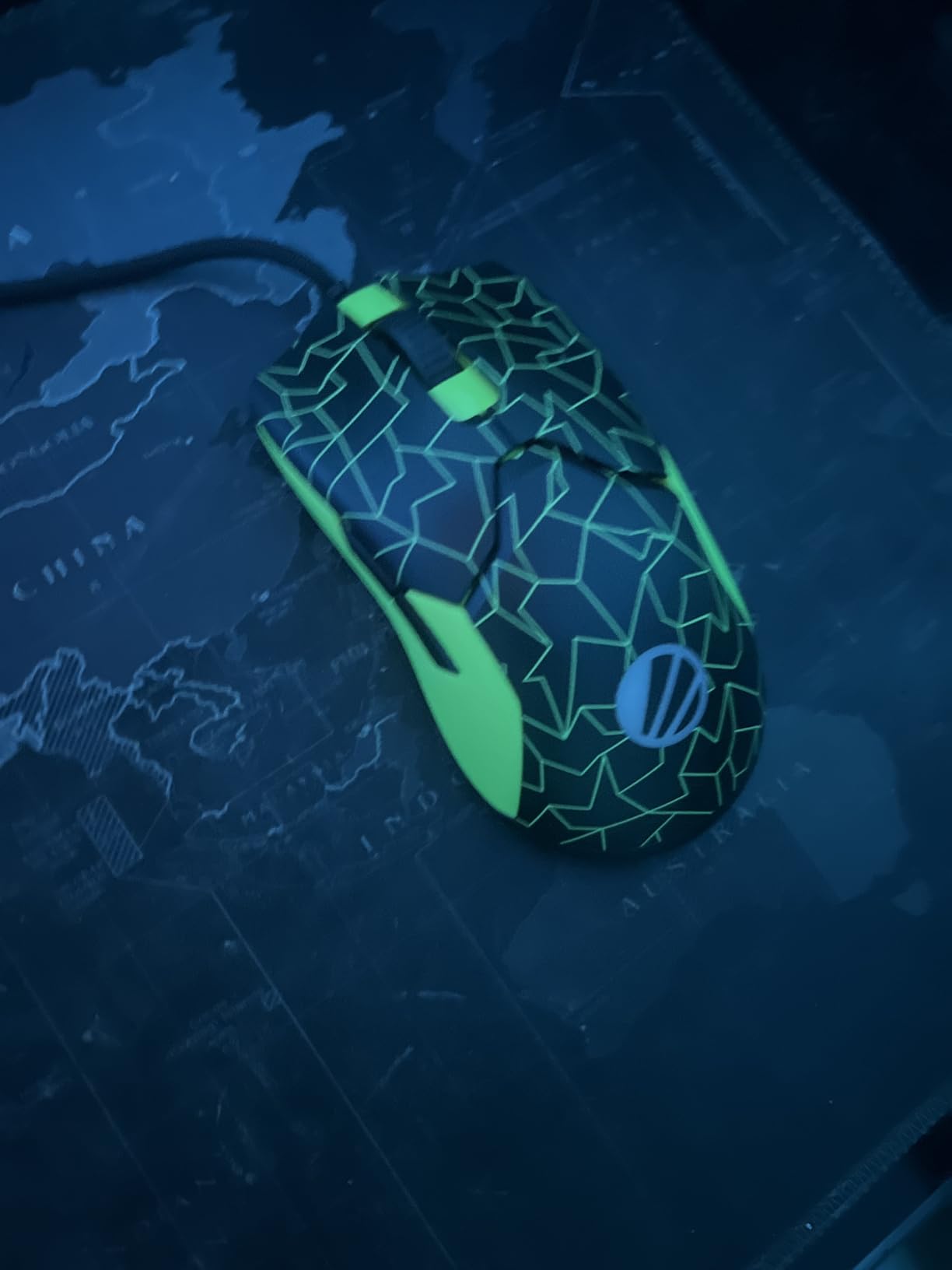Razer Viper 8KHz Ultralight Ambidextrous Wired Gaming Mouse: Fastest Gaming Switches - 20K DPI Optical Sensor - Chroma RGB Lighting - 8 Programmable Buttons - 8000Hz HyperPolling - ESL Edition Customer Review Razer Viper 8KHz Ultralight Ambidextrous Wired Gaming Mouse: Fastest Gaming Switches - 20K DPI Optical Sensor - Chroma RGB Lighting - 8 Programmable Buttons - 8000Hz HyperPolling - ESL Edition - Customer Photo 1