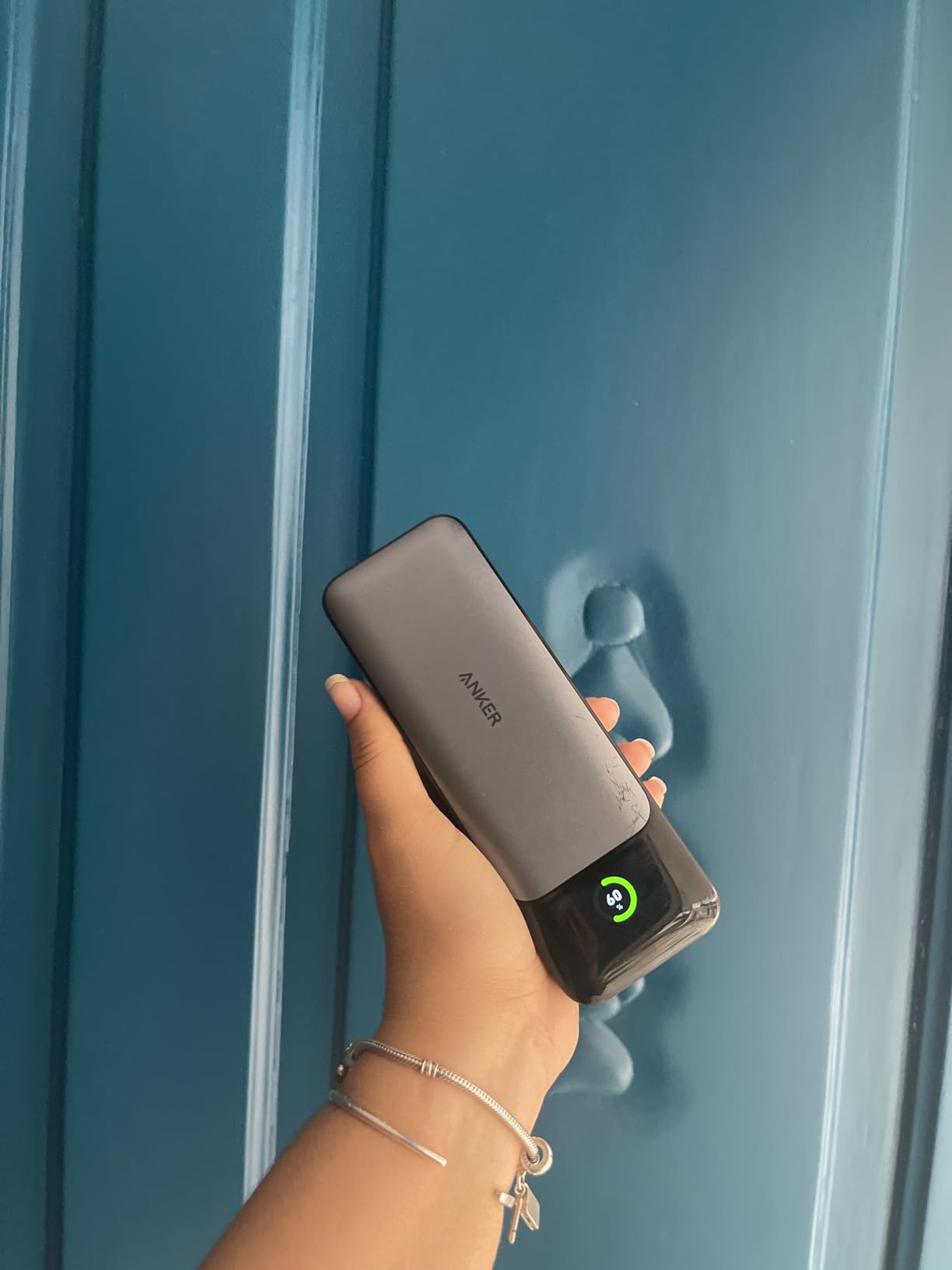 Anker 737 Power Bank, 140W Max 3-Port Laptop Portable Charger, 24,000mAh, Smart Display, Compatible with iPhone 16 / 15 / 14 Series, Vision Pro, Samsung, MacBook, and More Customer Review Anker 737 Power Bank, 140W Max 3-Port Laptop Portable Charger, 24,000mAh, Smart Display, Compatible with iPhone 16 / 15 / 14 Series, Vision Pro, Samsung, MacBook, and More - Customer Photo 1