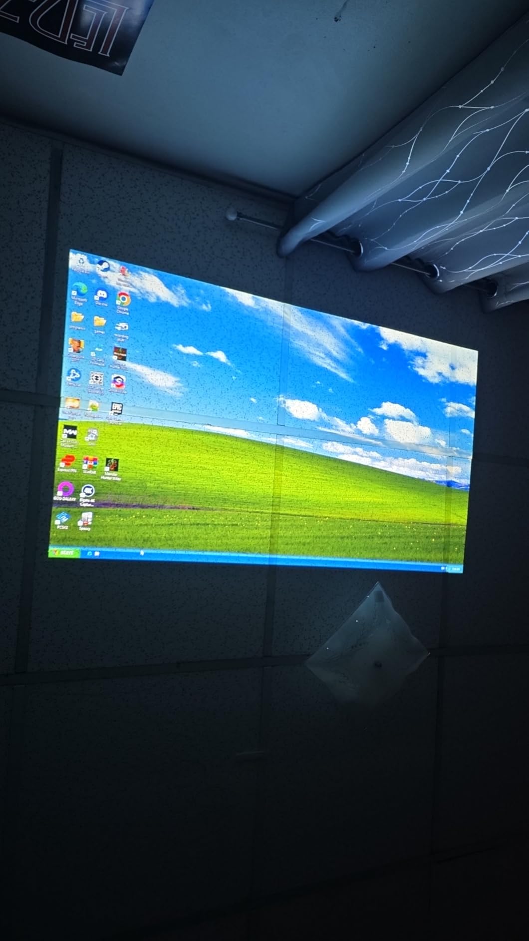 BenQ TH575 1080p Indoor Gaming Projector, 3800 LMS, 16.7ms Low Latency, Enhanced Game-Mode, High Contrast, Dual HDMI, 3D Ready, Auto Vertical Keystone, Standard Throw, 1.1x Zoom, 3 Year Warranty - Customer Photo 3