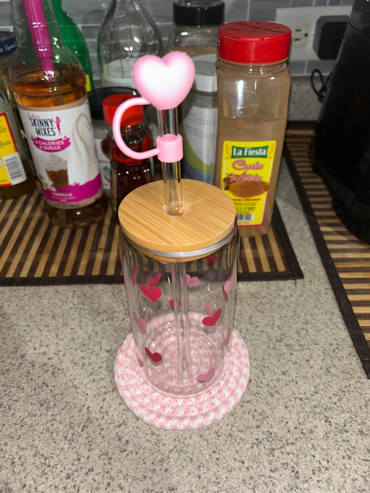 Valentine Cups with Socks, 2Pcs 18 OZ Hearts Glass Cups Gifts and 2 Pairs Warm Socks for Couple, Iced Coffee Cups,Glass Cups with Lids and Straws, Galentine Gift, Valentine Gifts for Him/Her - Customer Photo 2