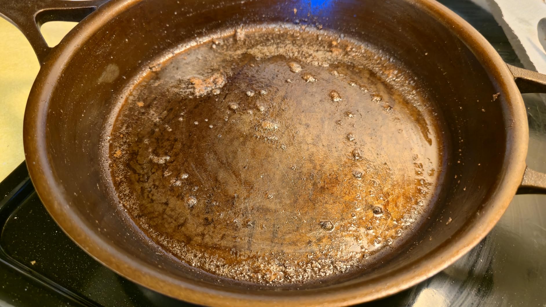 Stargazer 12-Inch Cast Iron Skillet | Made in USA, Seasoned, Premium Frying Pan for Grilling, Searing, Baking & More – Durable Cast Iron with Smooth Cooking Surface Customer Review Stargazer 12-Inch Cast Iron Skillet | Made in USA, Seasoned, Premium Frying Pan for Grilling, Searing, Baking & More – Durable Cast Iron with Smooth Cooking Surface - Customer Photo 5